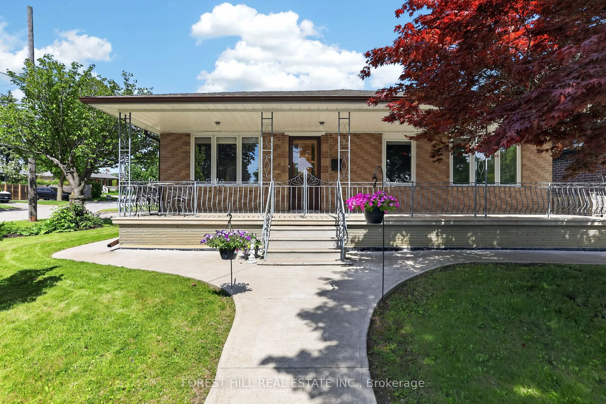 Detached Home For Sale | W13206982