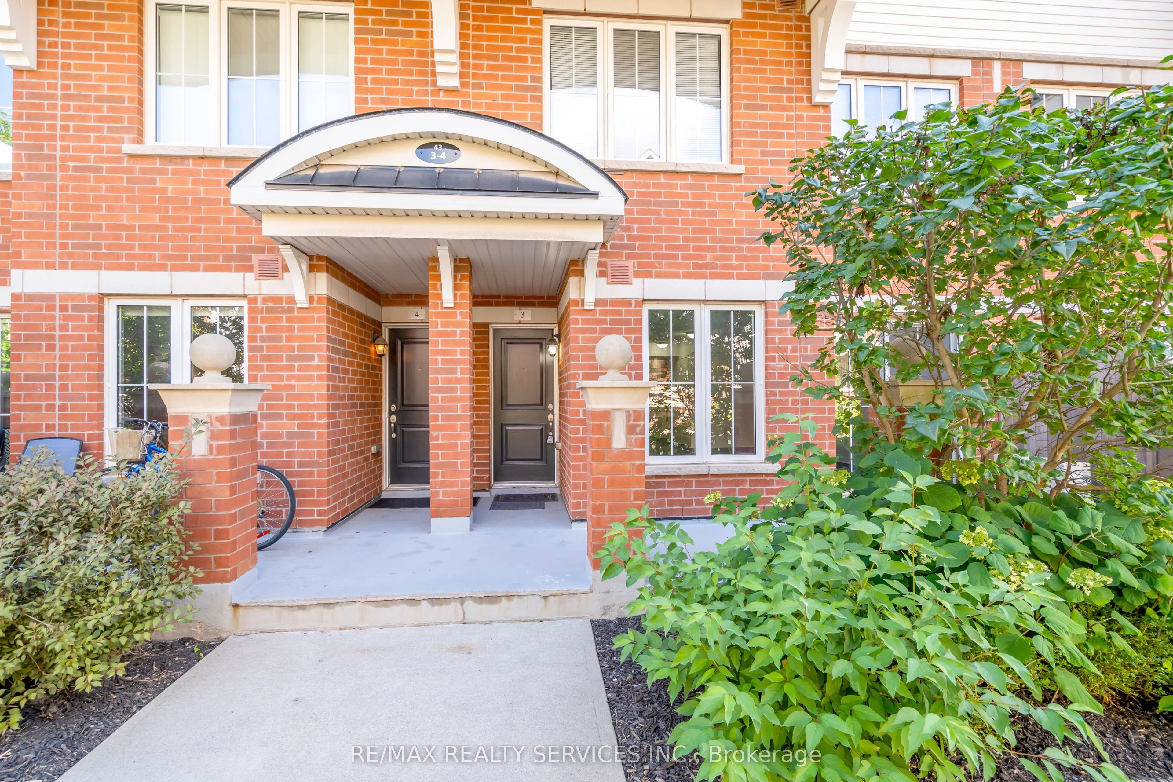 Property For Lease | W13207380