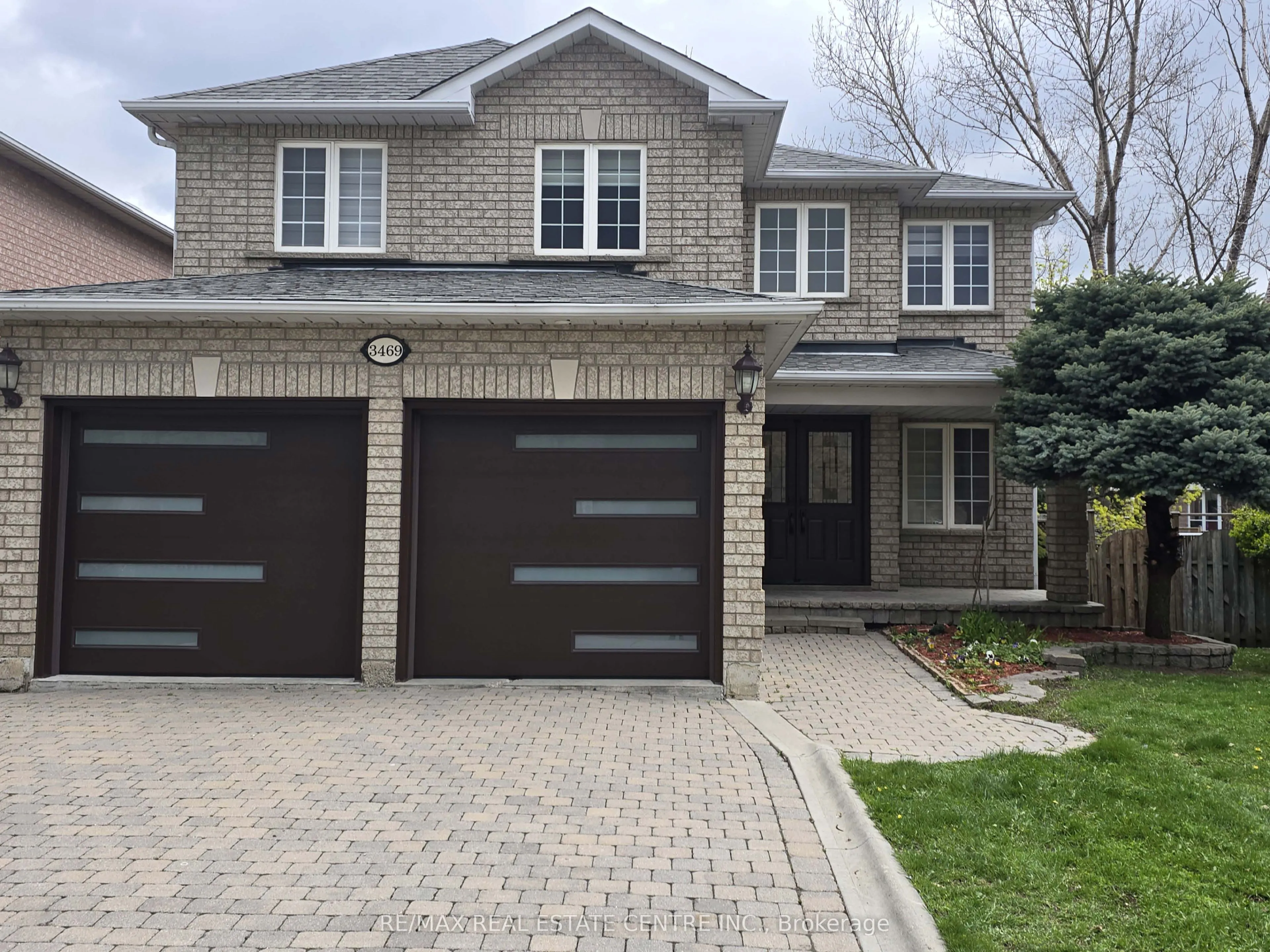 Detached Home For Sale | W13207726