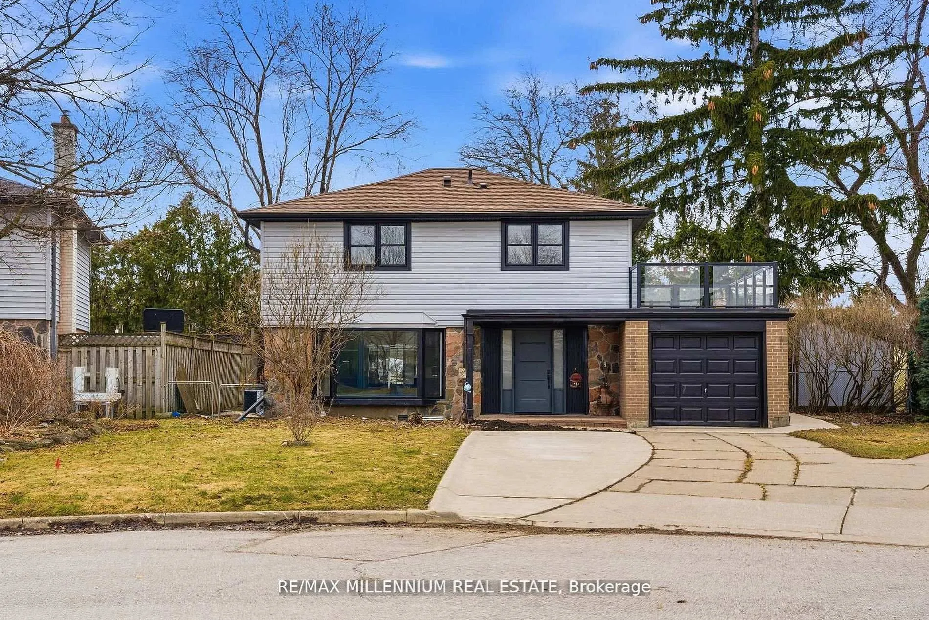Detached Home For Sale | W13207764