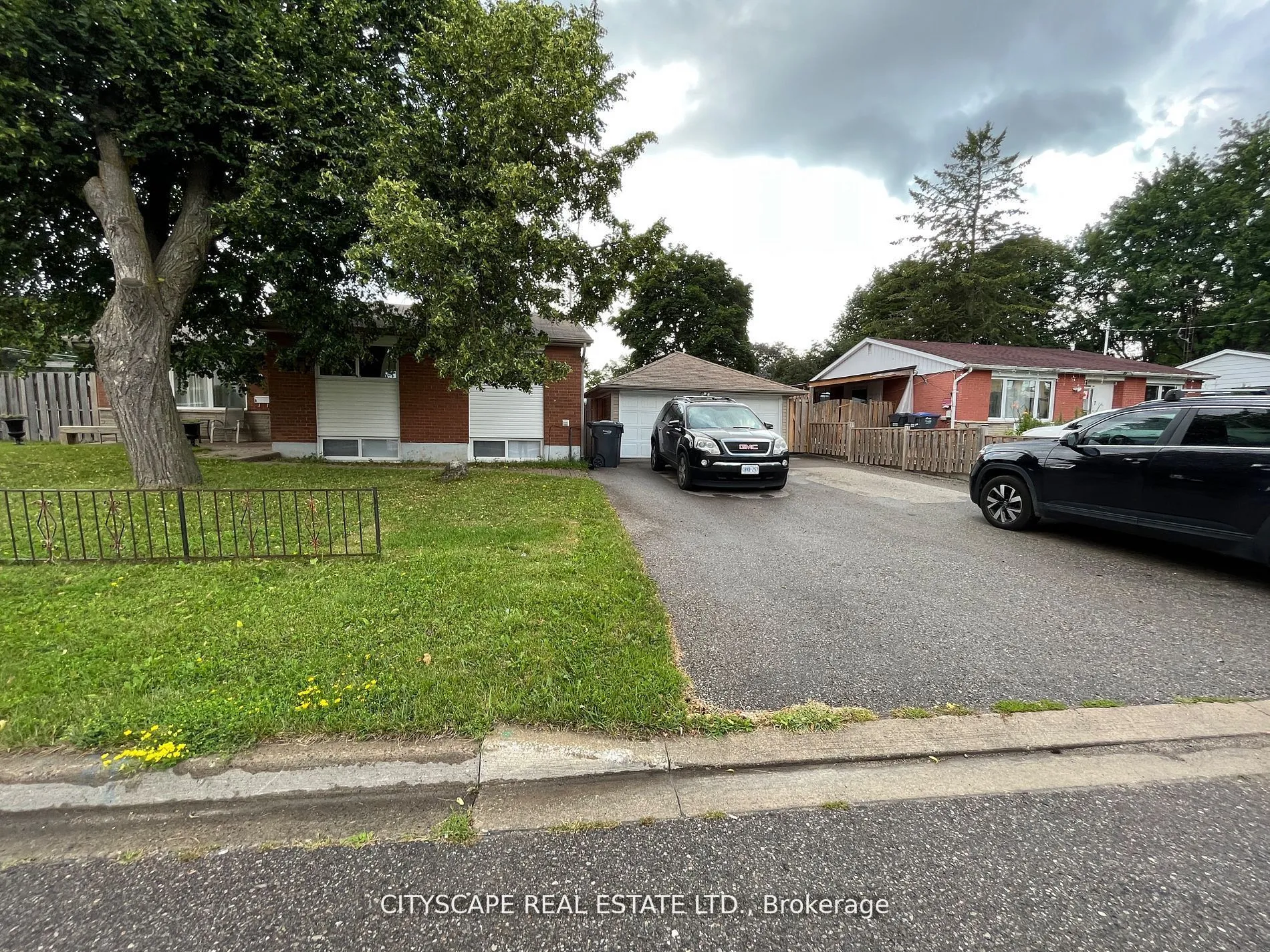 Detached Home For Lease | W13208112