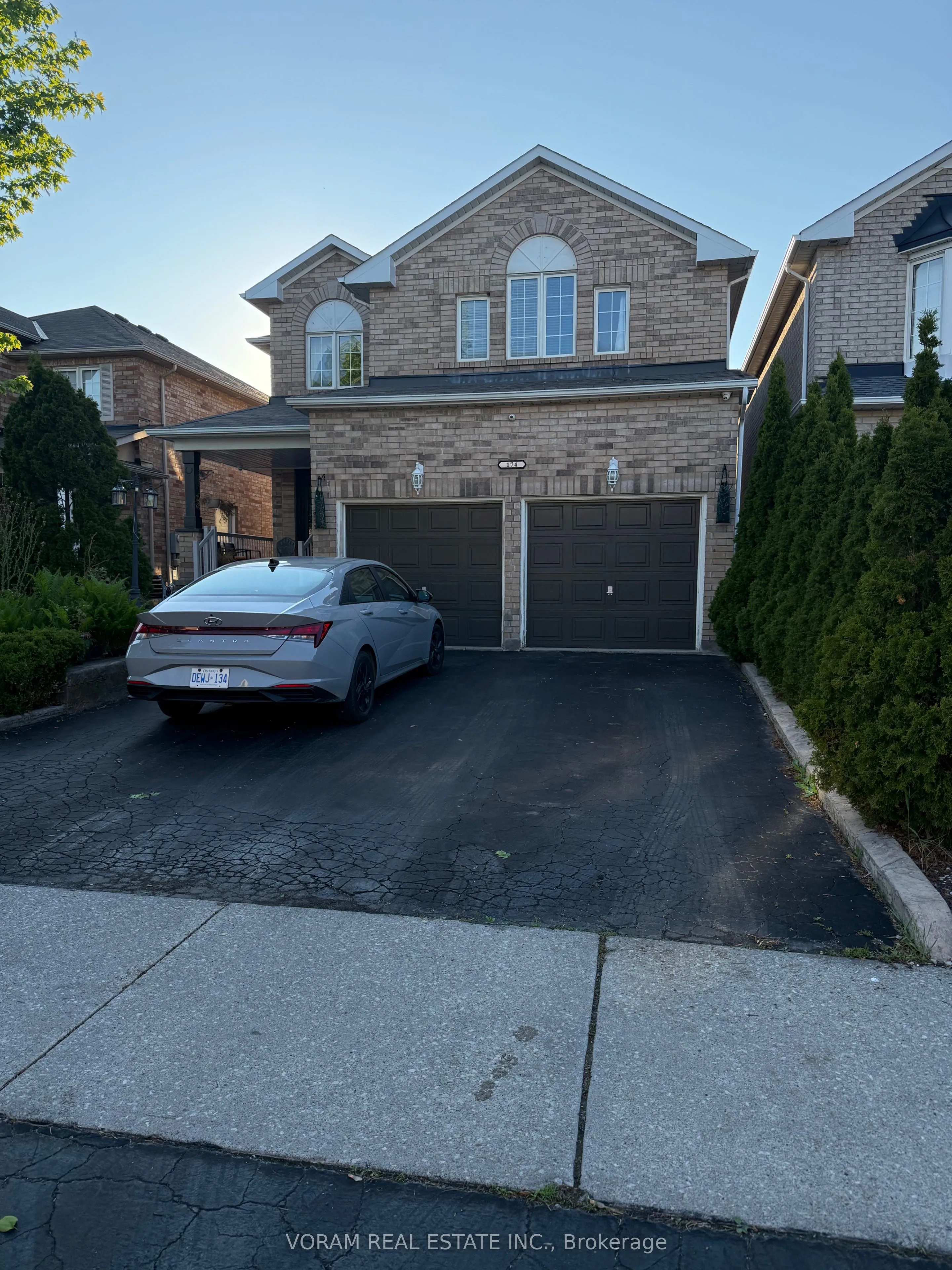 Detached Home For Lease | W13209702