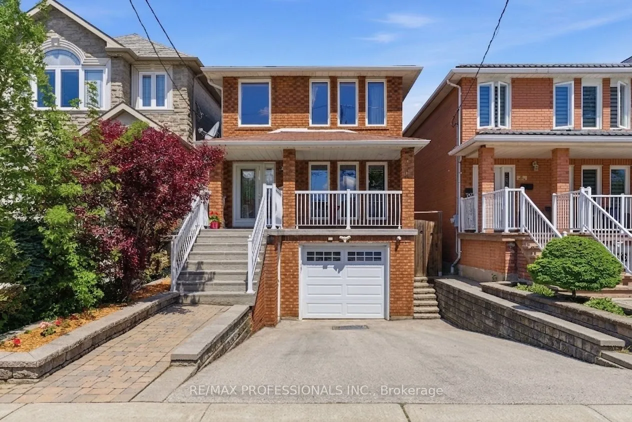 Detached Home For Sale | W13210324