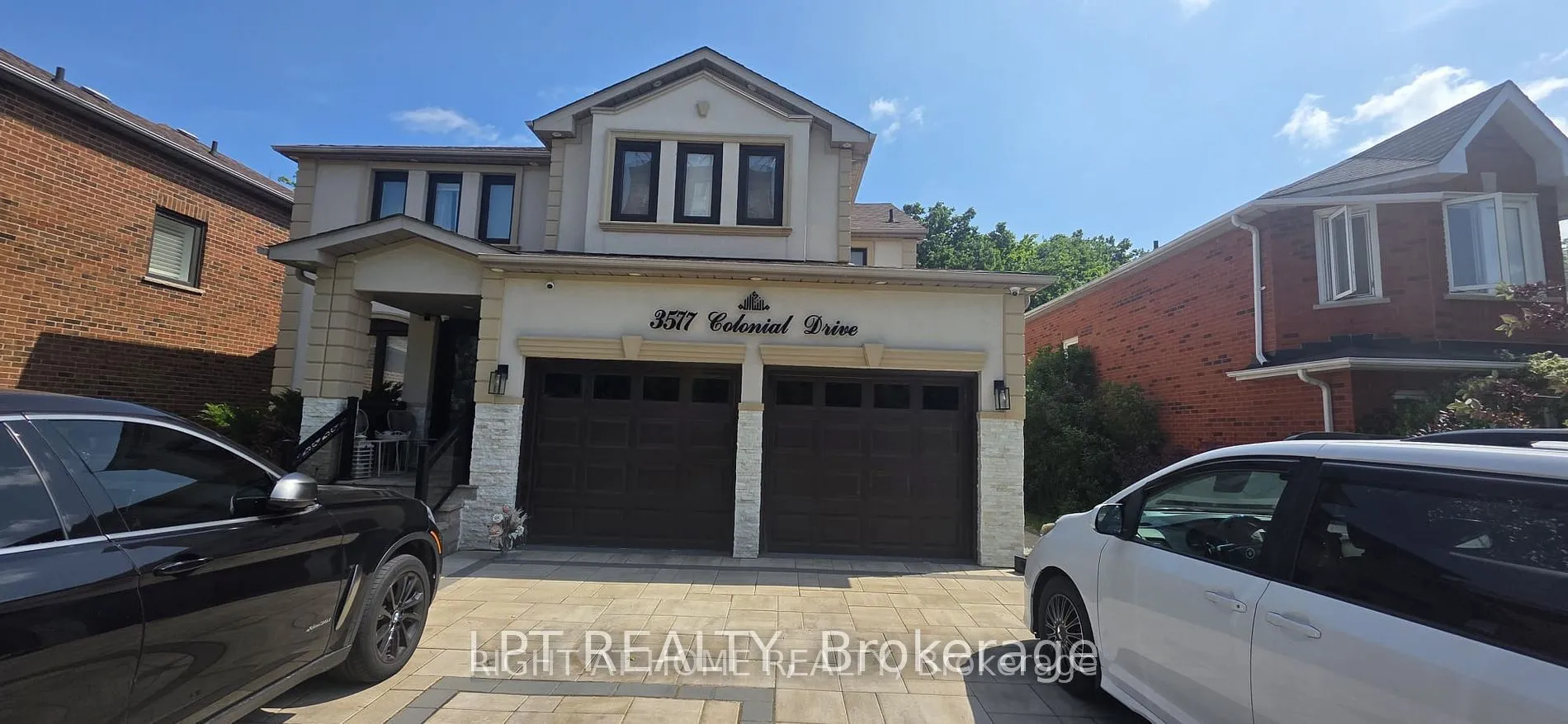 Detached Home For Lease | W13210518