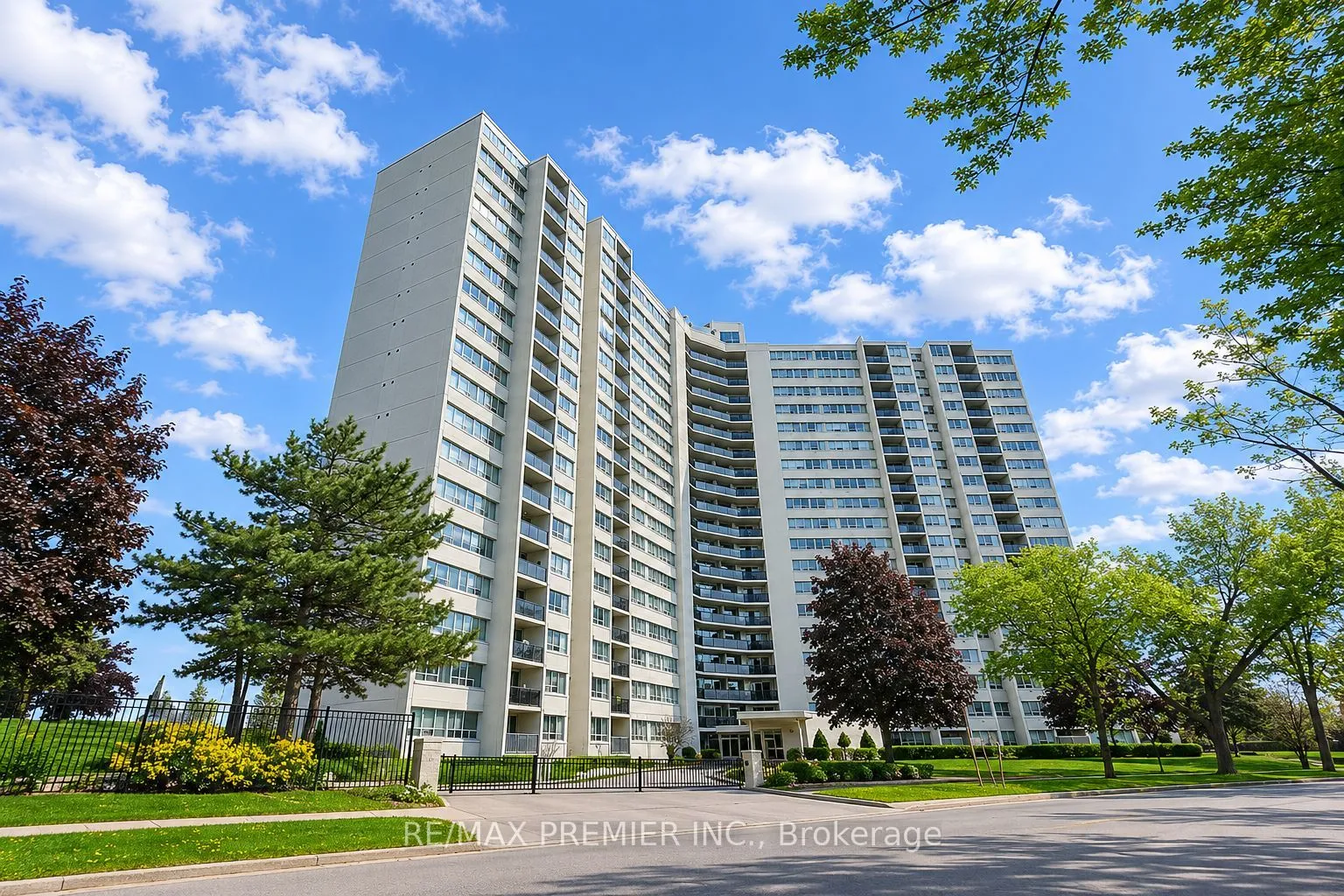 Property For Sale | W13211486