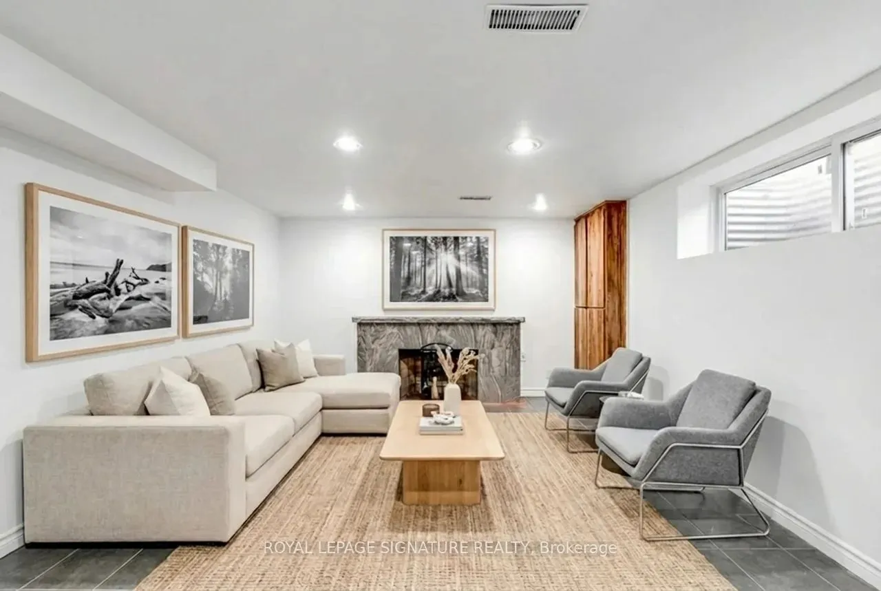 Detached Home For Lease | W13211918