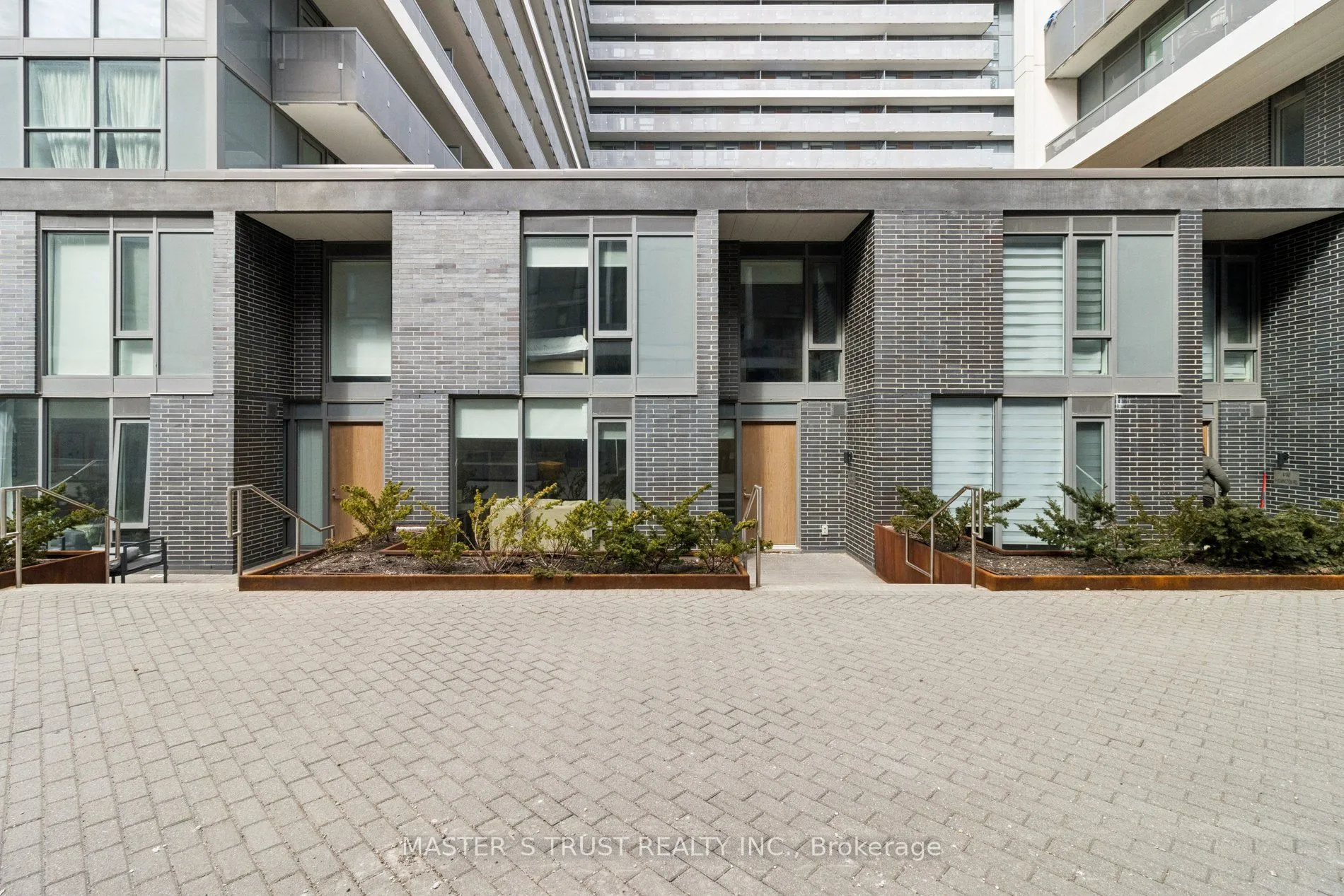 Property For Sale | W13212108