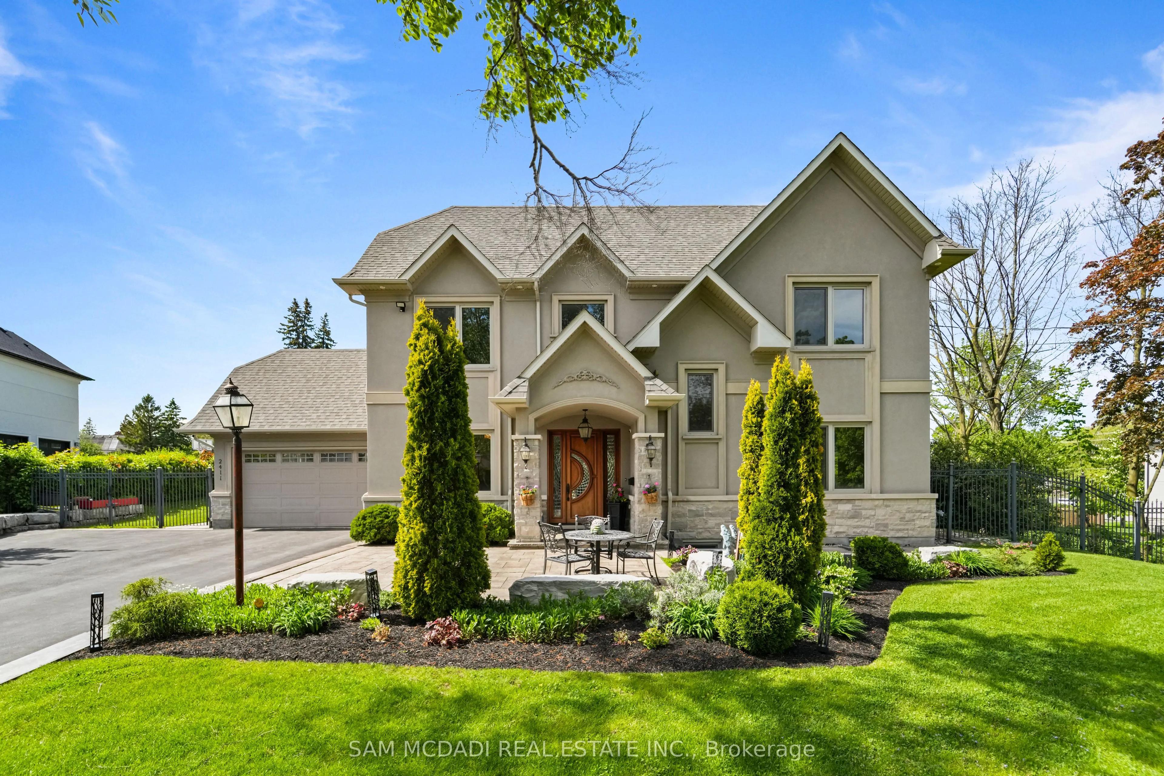 Detached Home For Sale | W13212158