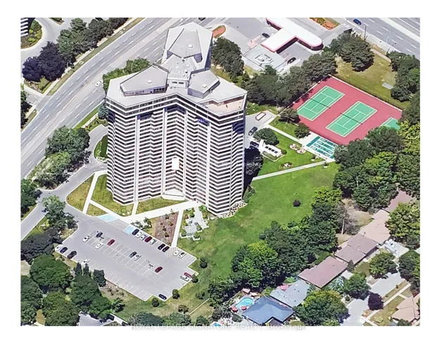 Landscaped 7 Acre Site