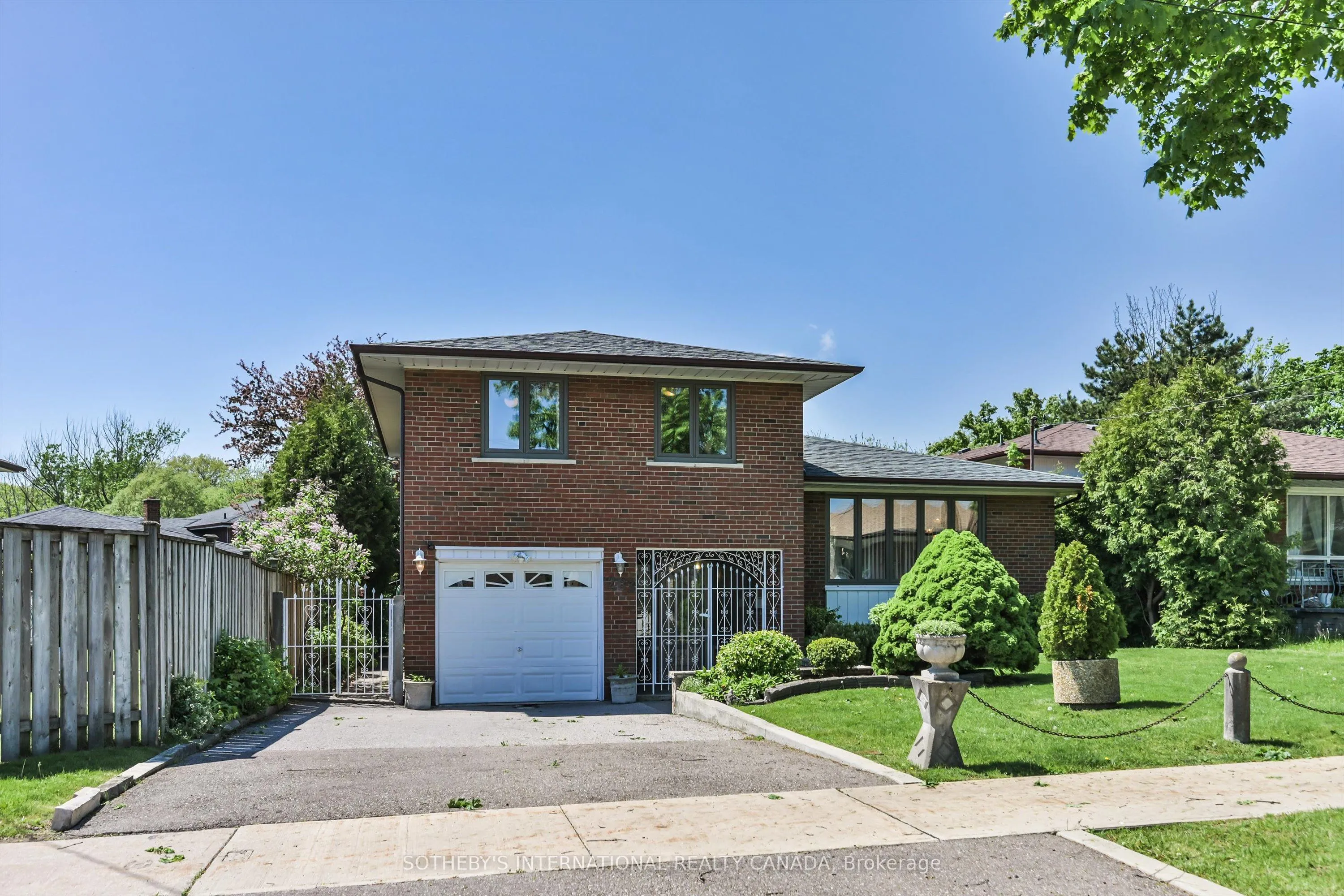 Detached Home For Sale | W13213244