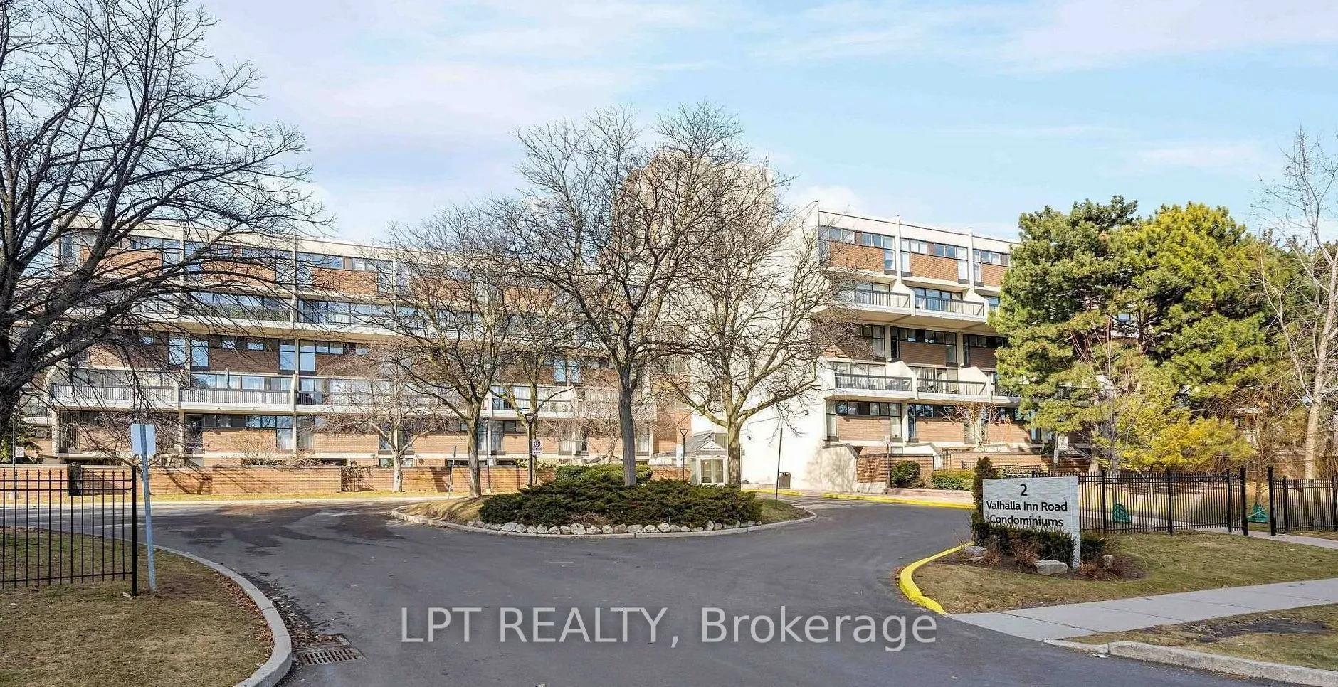 Property For Sale | W13213490