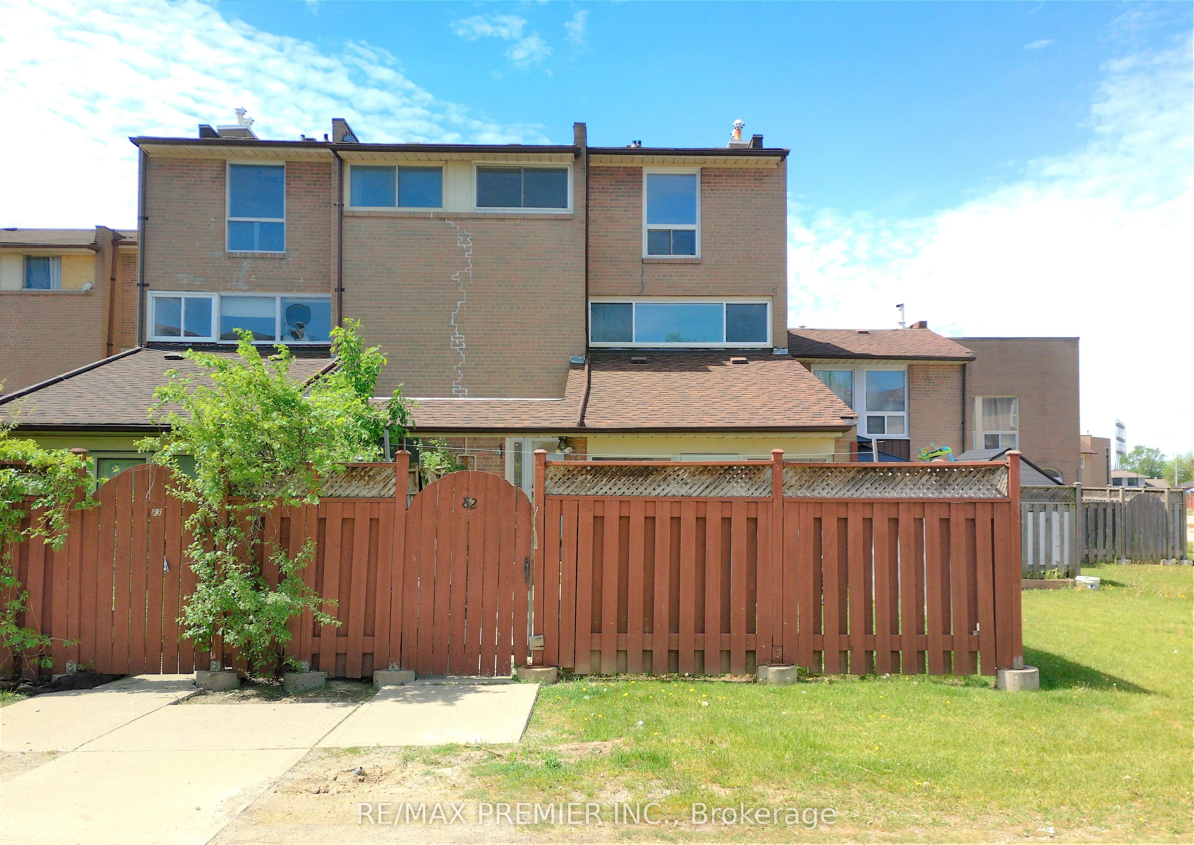 Property For Sale | W13213596