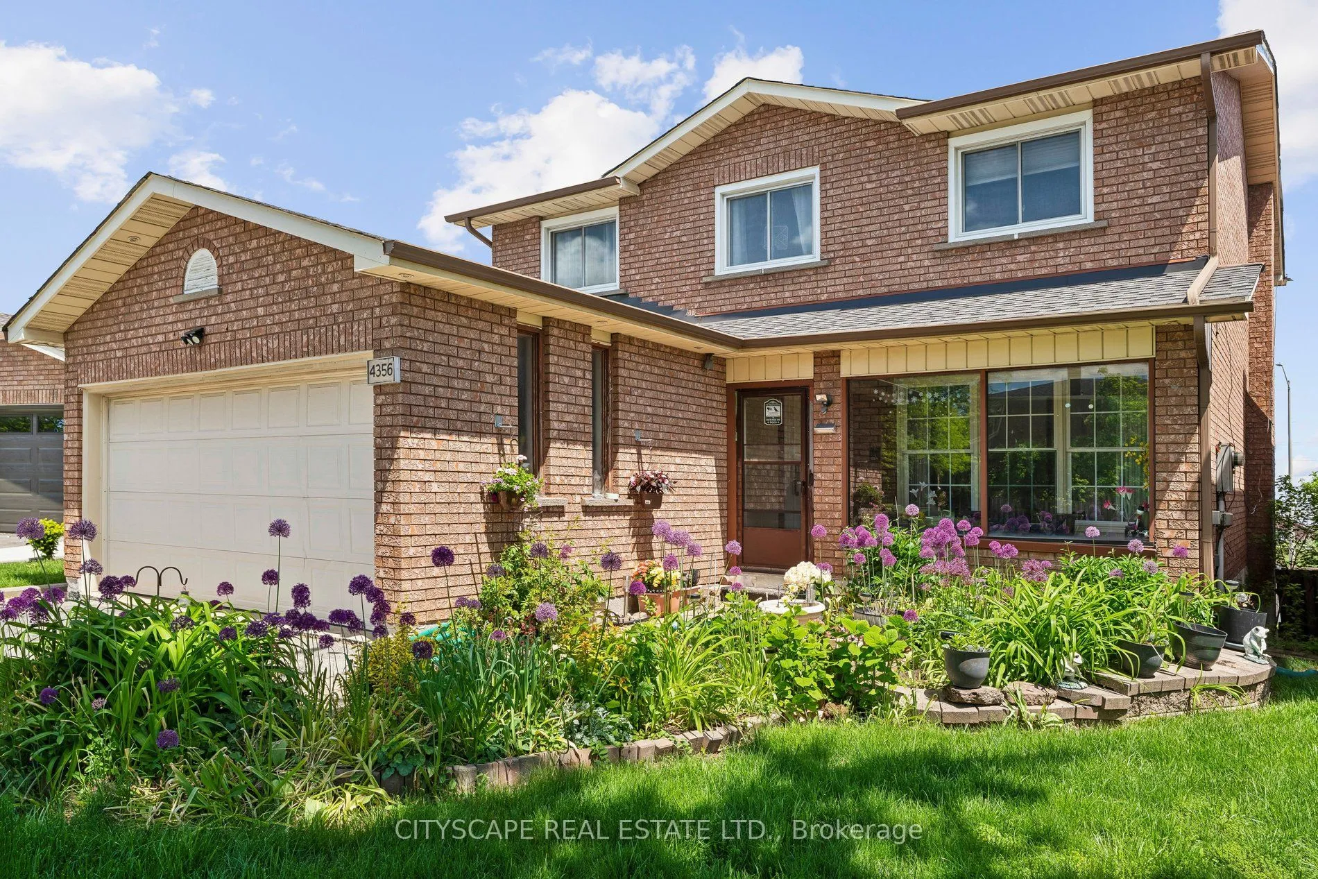Detached Home For Sale | W13214266