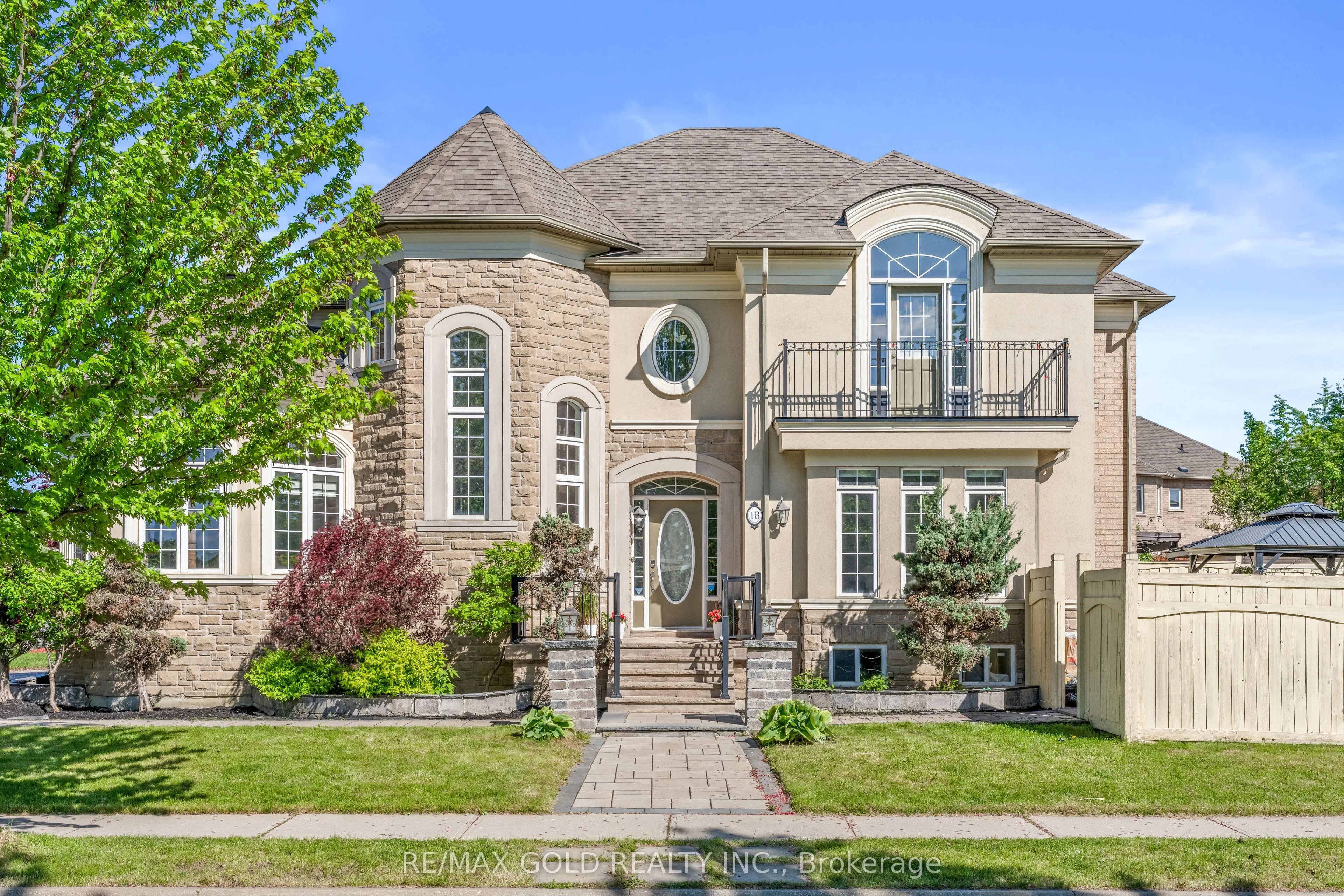 Detached Home For Sale | W13214898