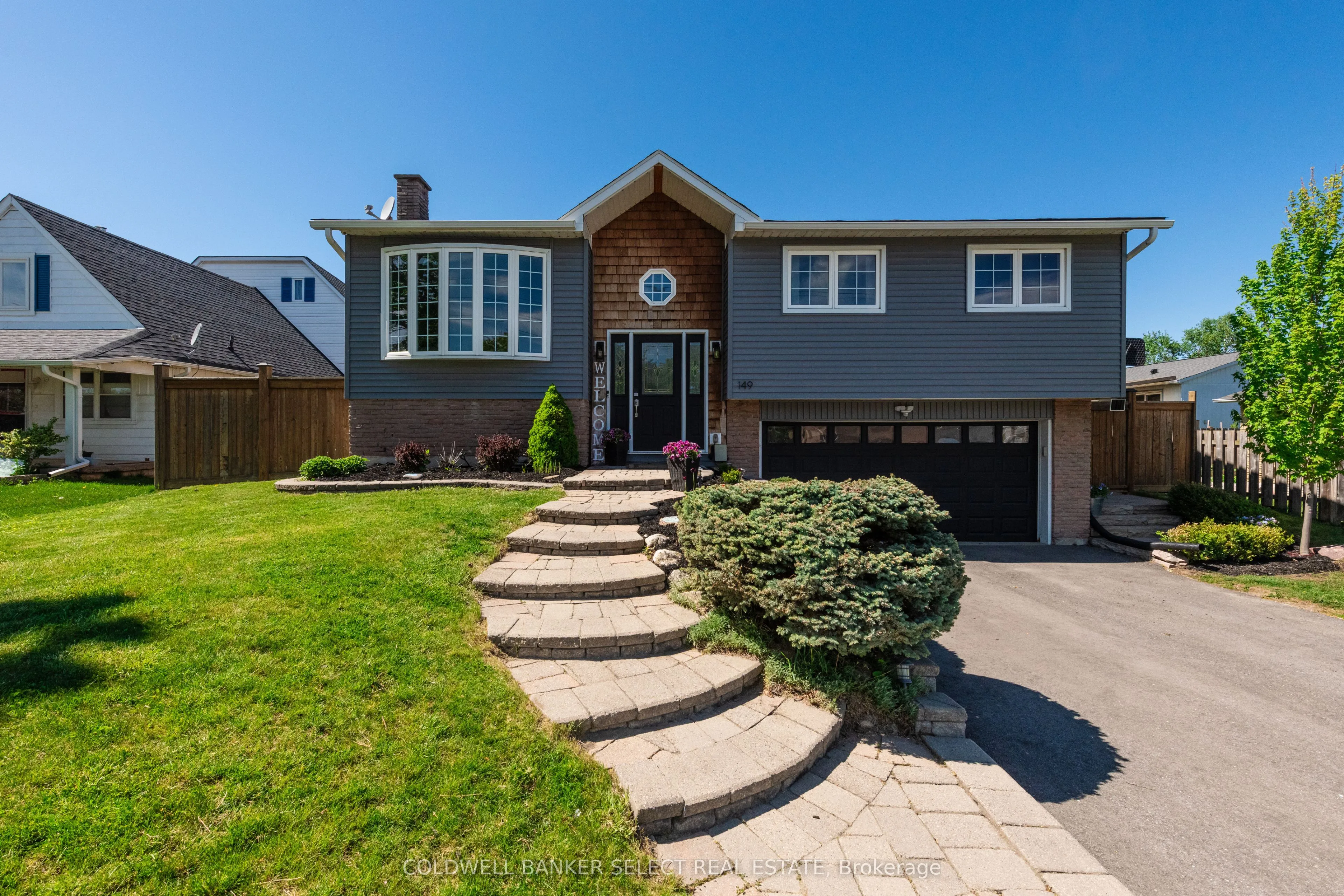 Detached Home For Sale | W13214932