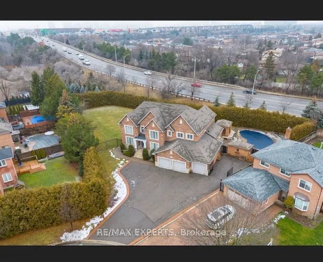 Detached Home For Sale | W13215626
