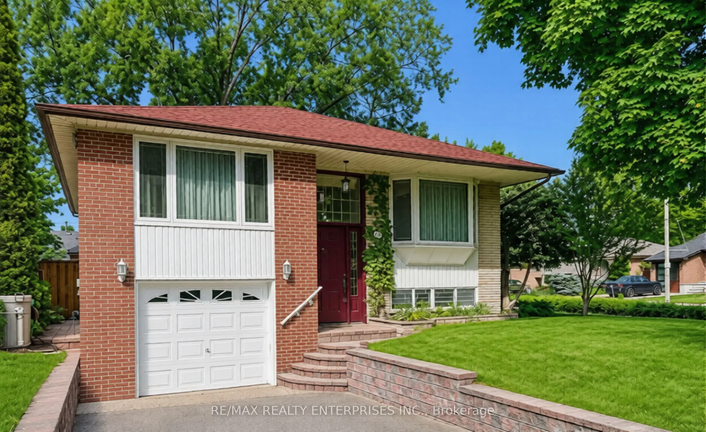 Detached Home For Sale | W13217616