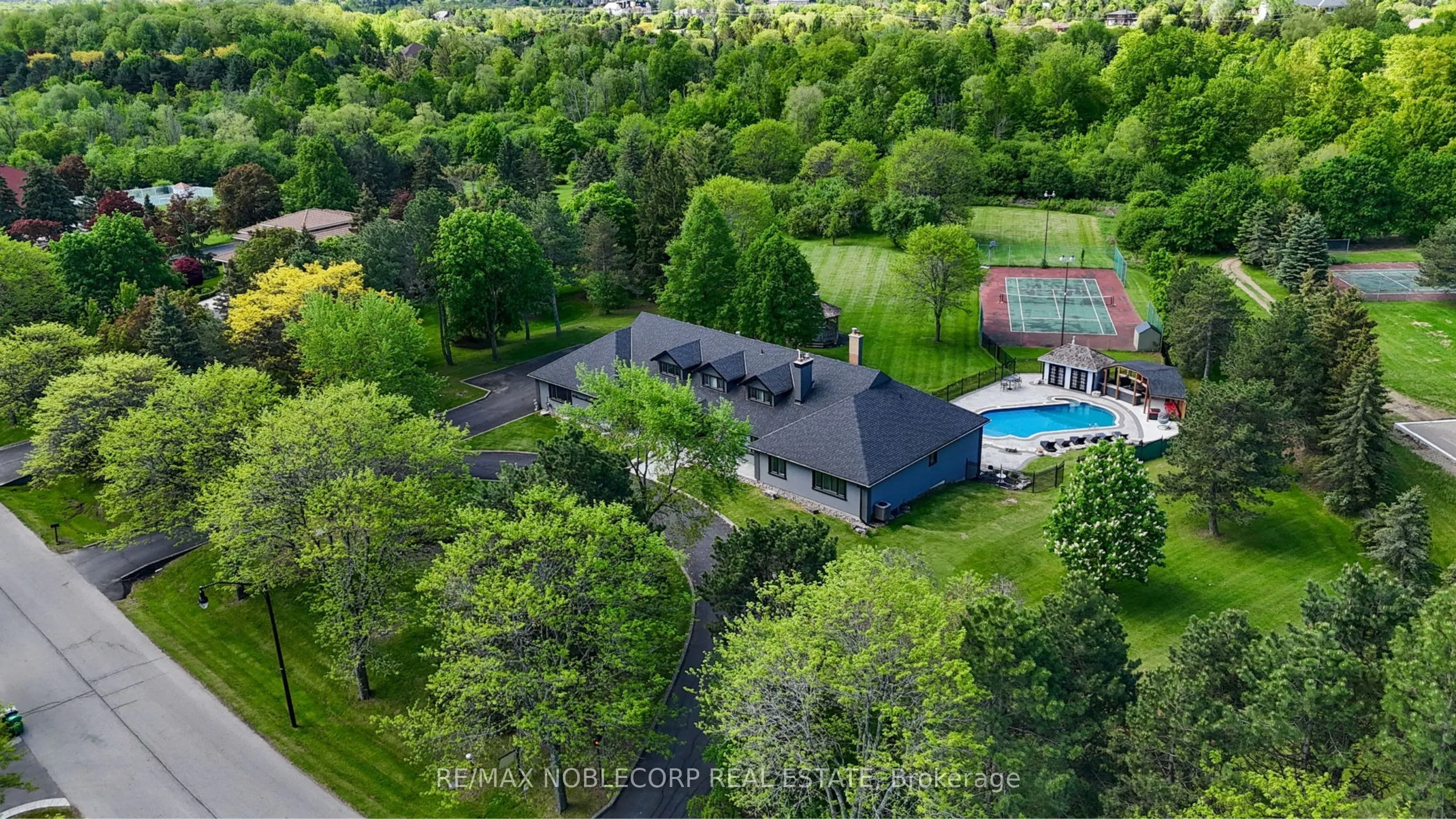 Detached Home For Sale | W13217924