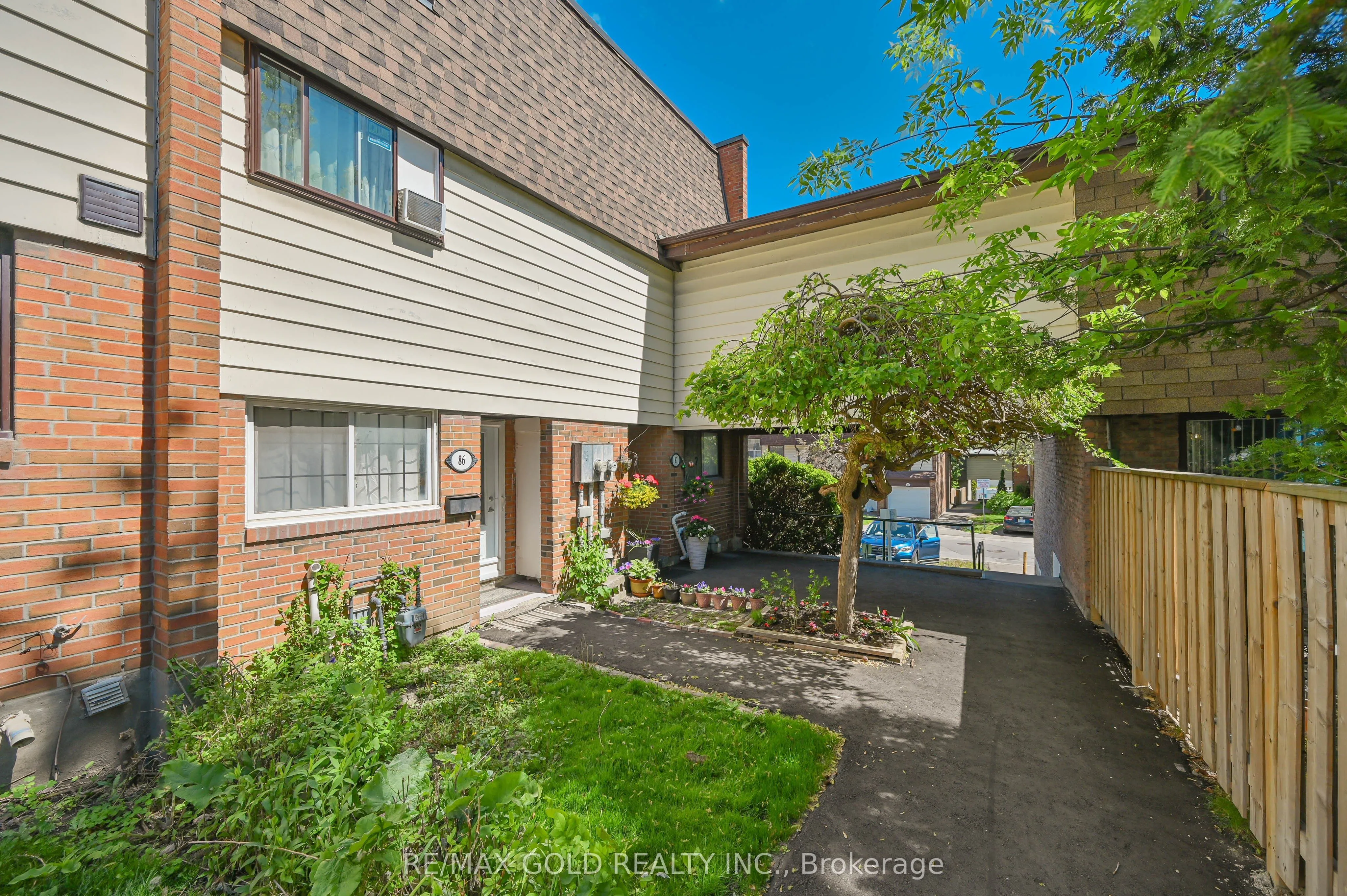 Property For Sale | W13218240