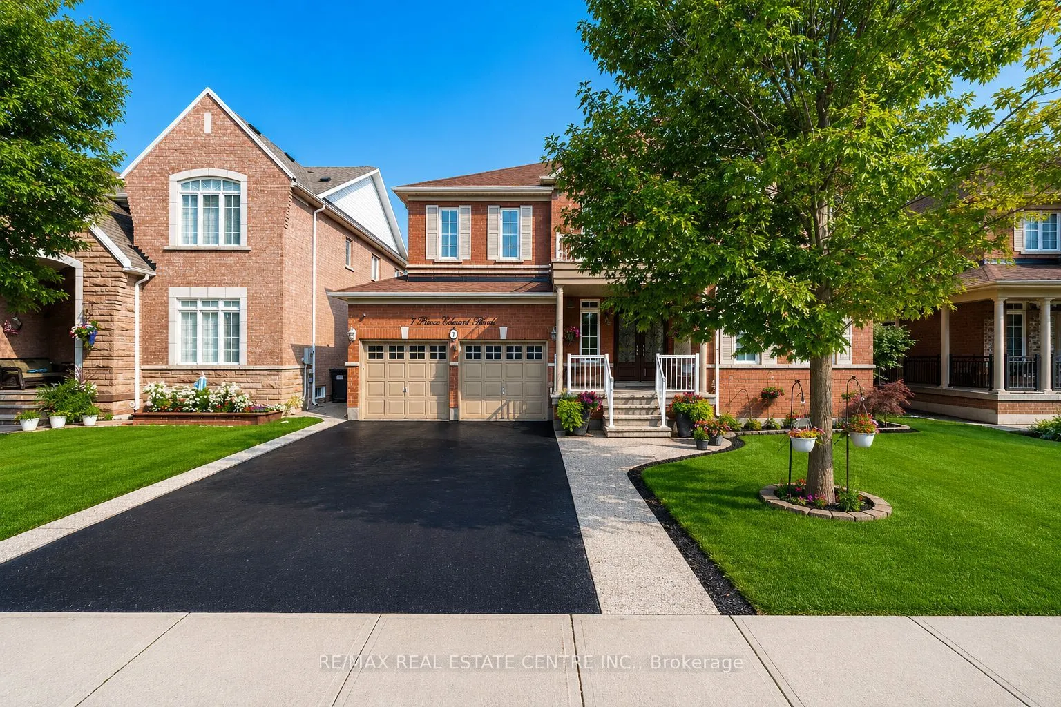 Detached Home For Sale | W13218372