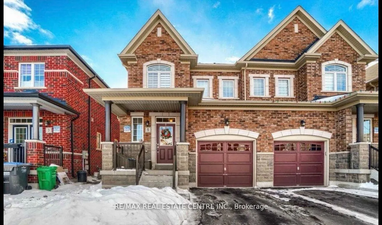 Semi-Detached Home For Lease | W13218646