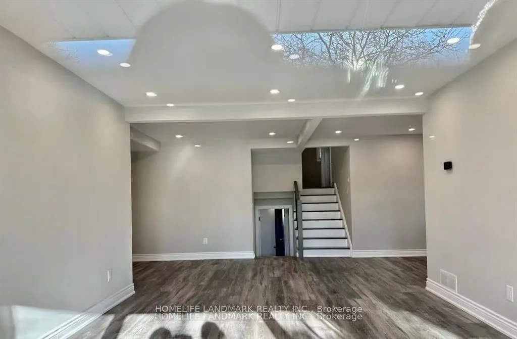 Detached Home For Lease | W13219736