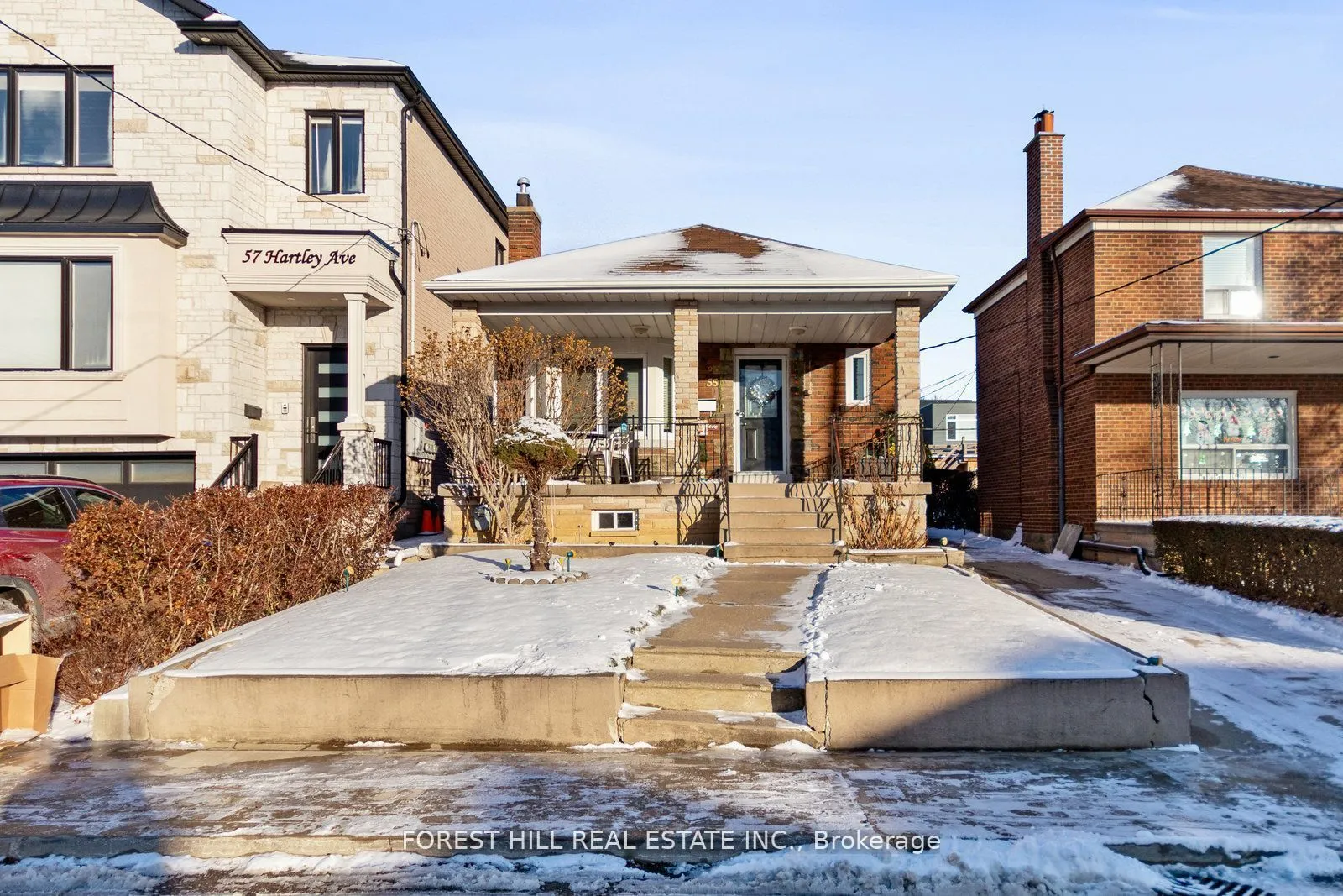 Detached Home For Lease | W13221418