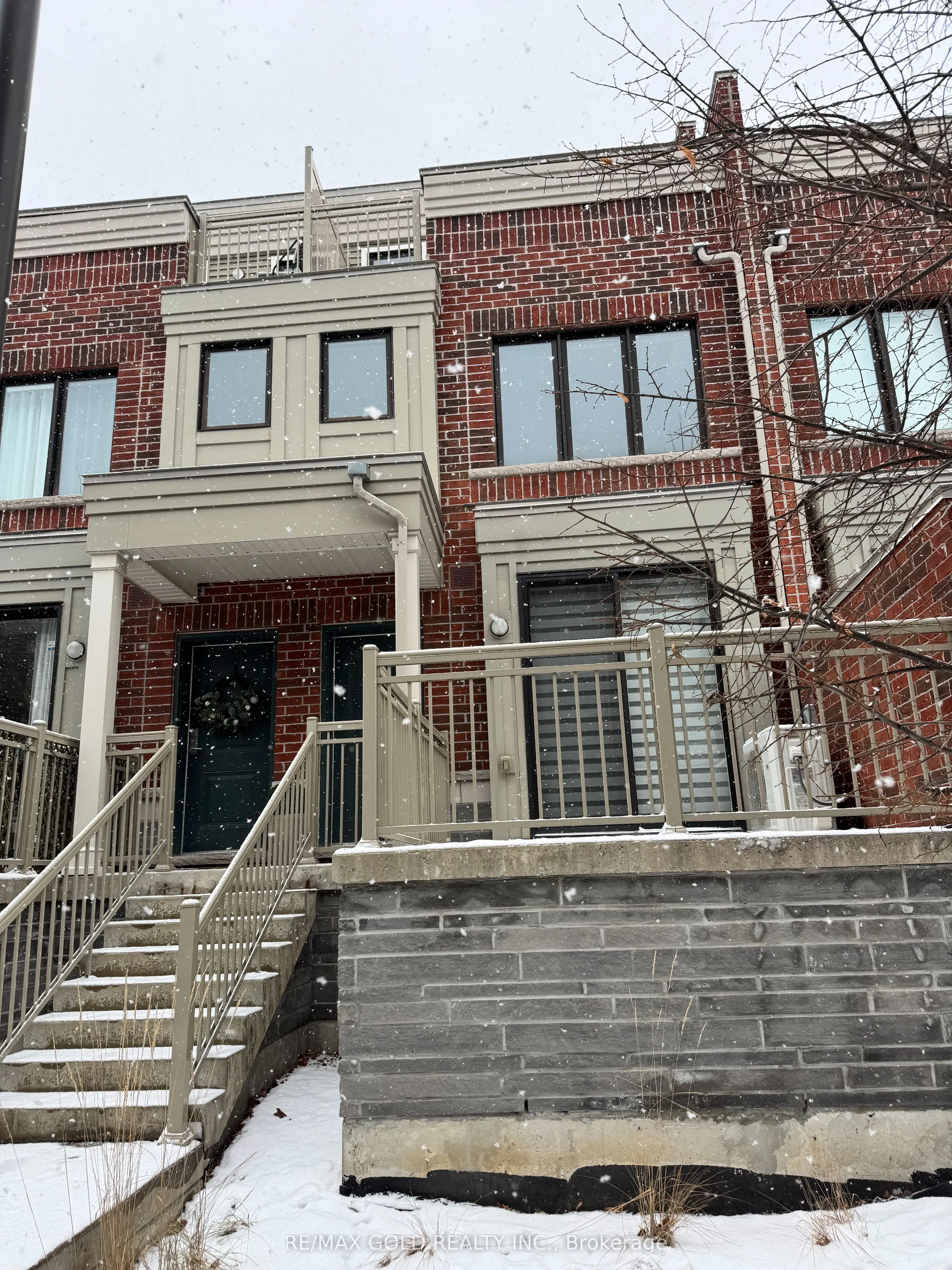 Property For Lease | W13223054