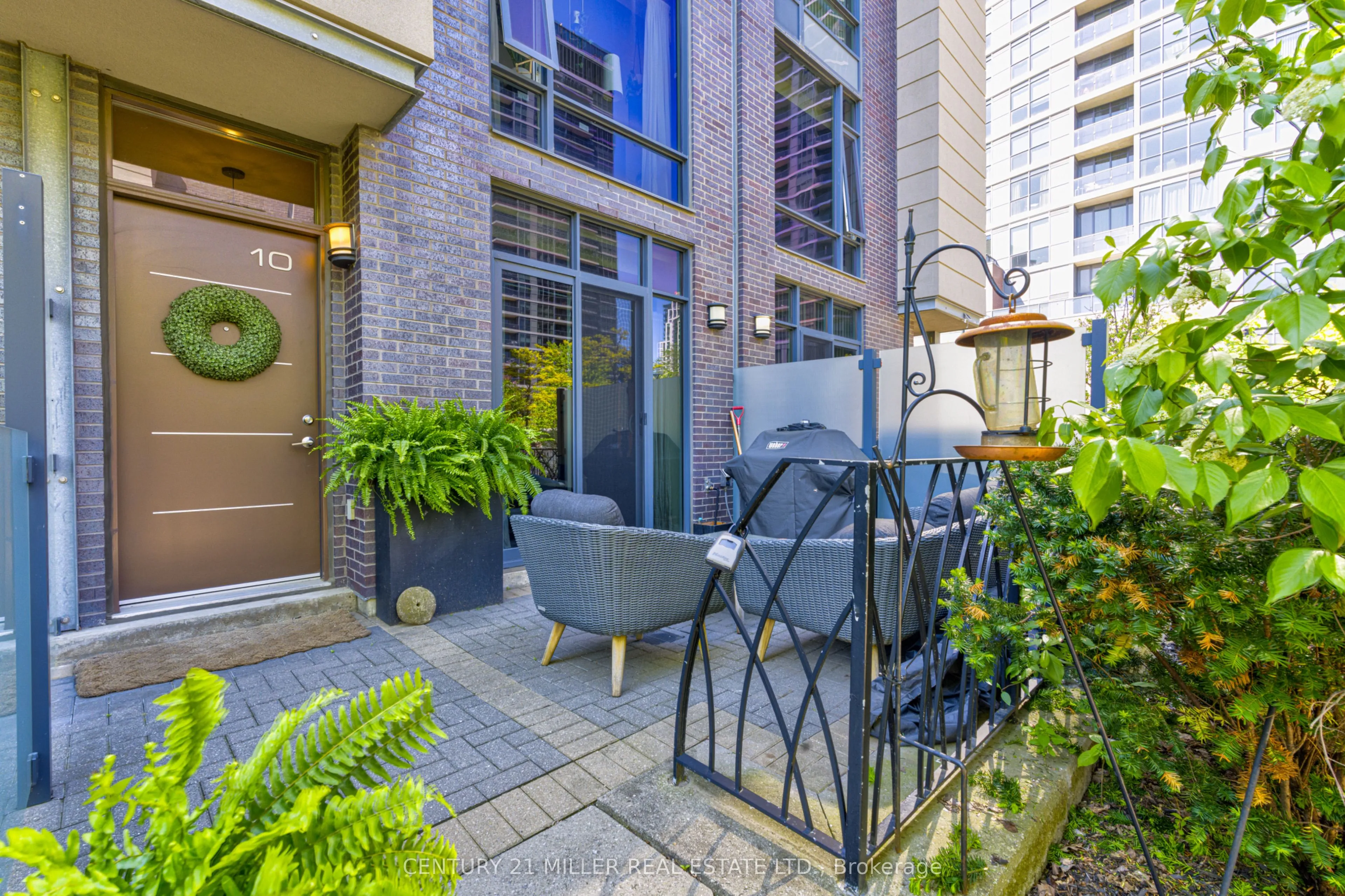 Property For Lease | W13223844