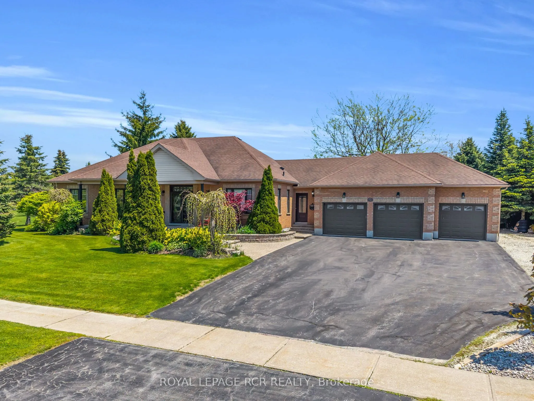Detached Home For Sale | W13224500