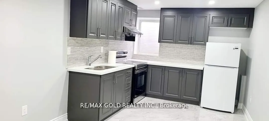 Semi-Detached Home For Lease | W13225200