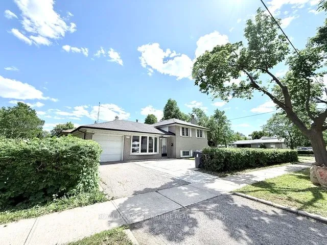 Detached Home For Lease | W13225752