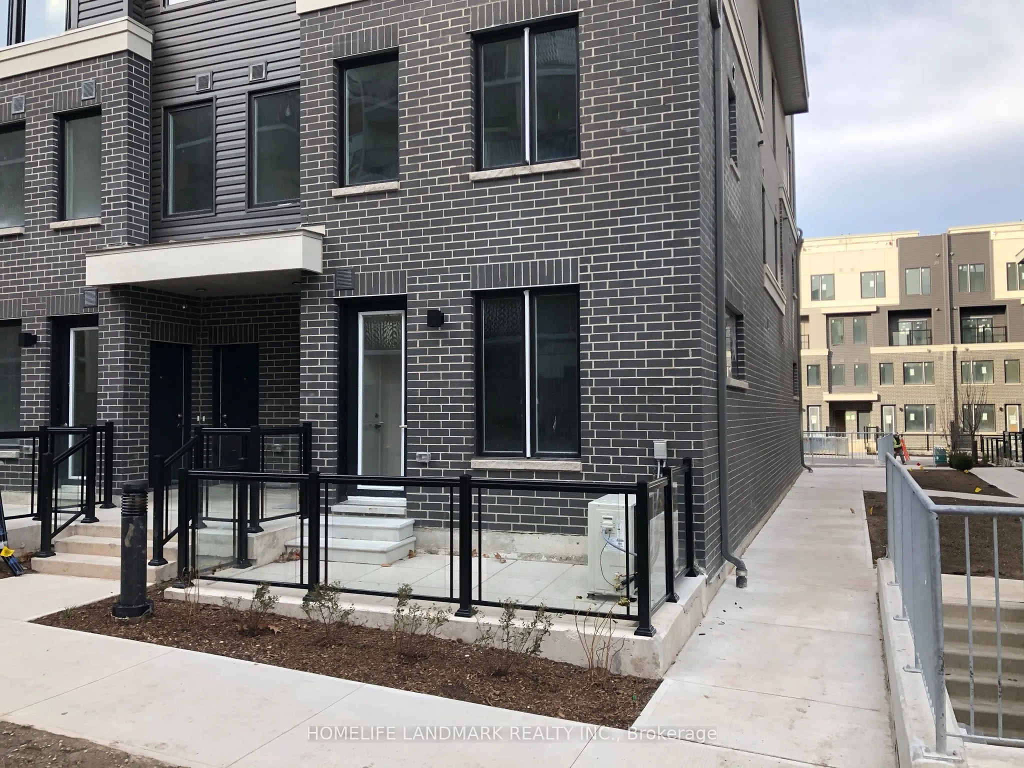 Property For Lease | W13225880