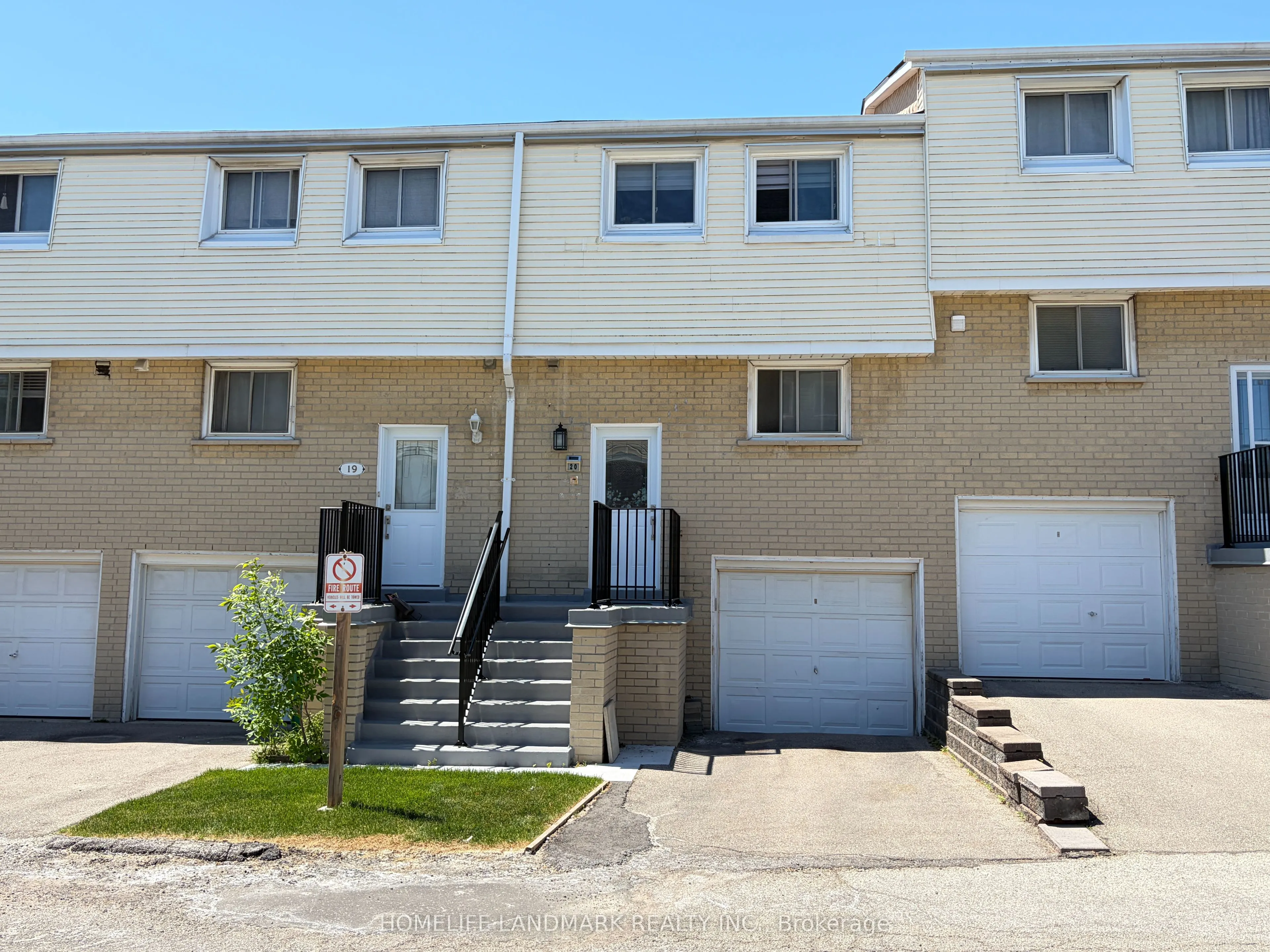 Property For Lease | W13227204