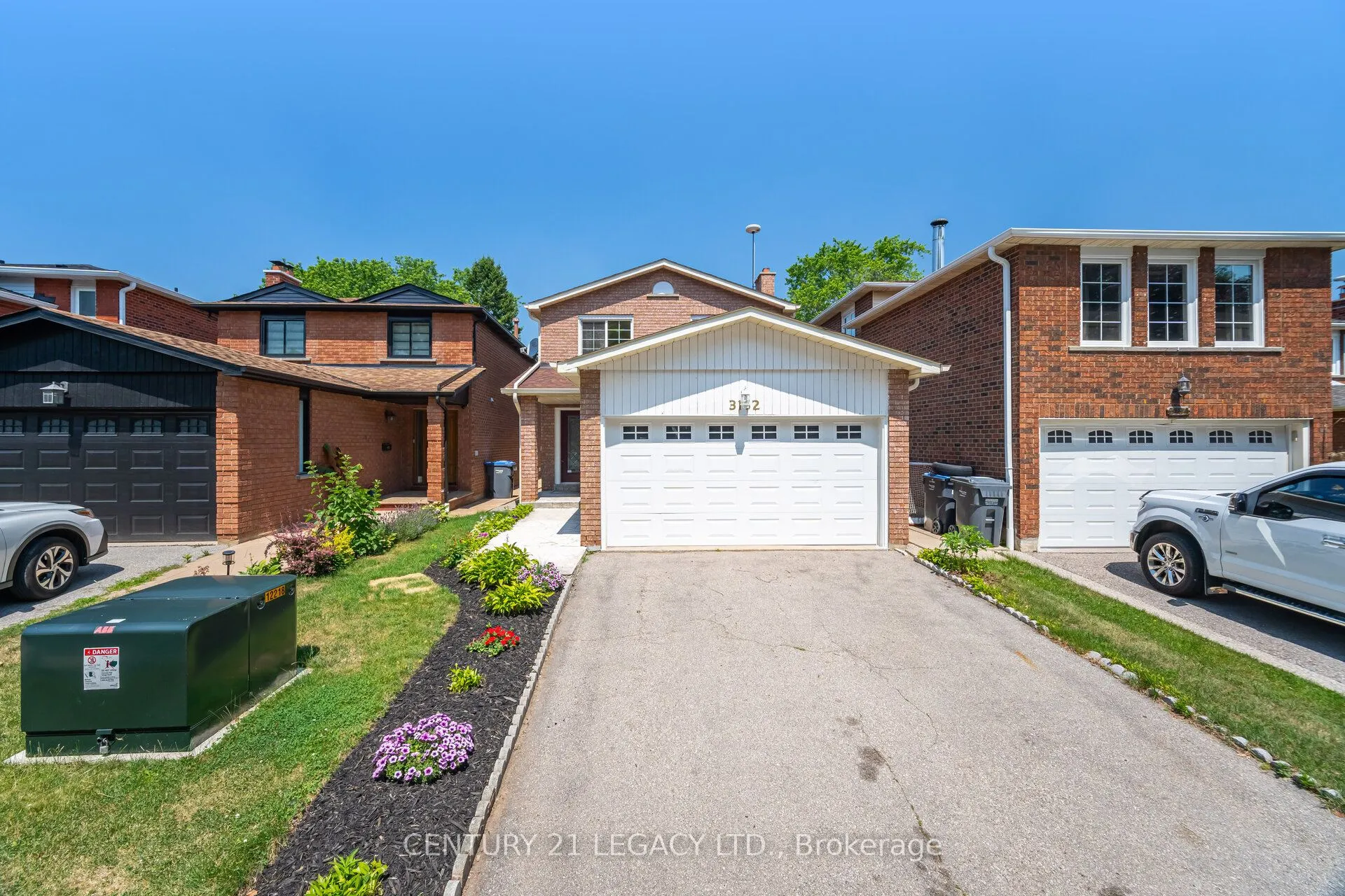 Detached Home For Sale | W13230136