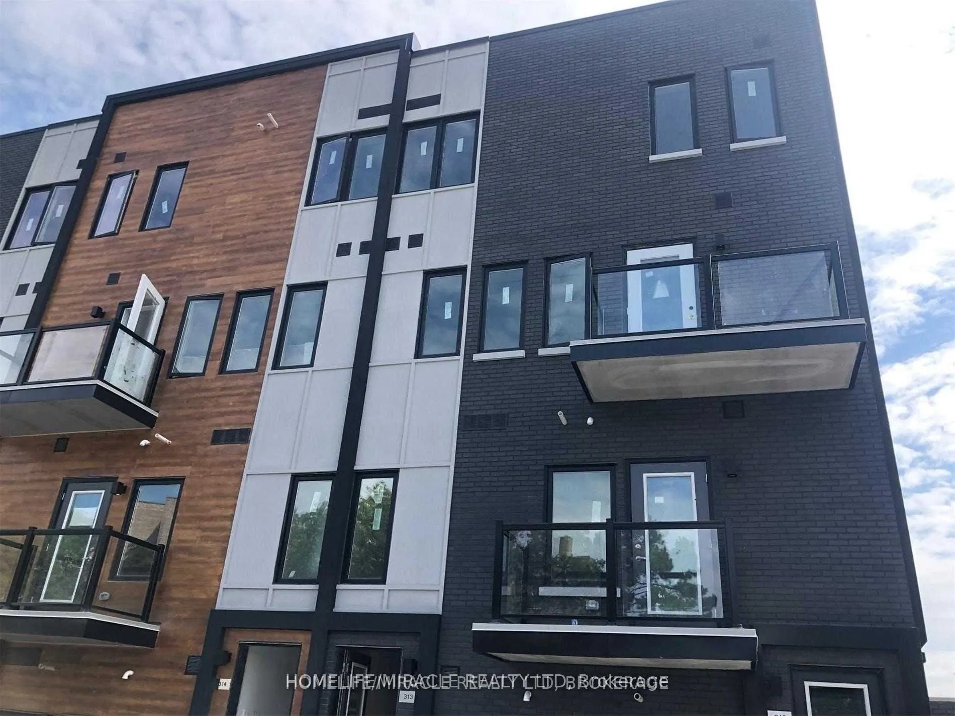 Property For Lease | W13230464