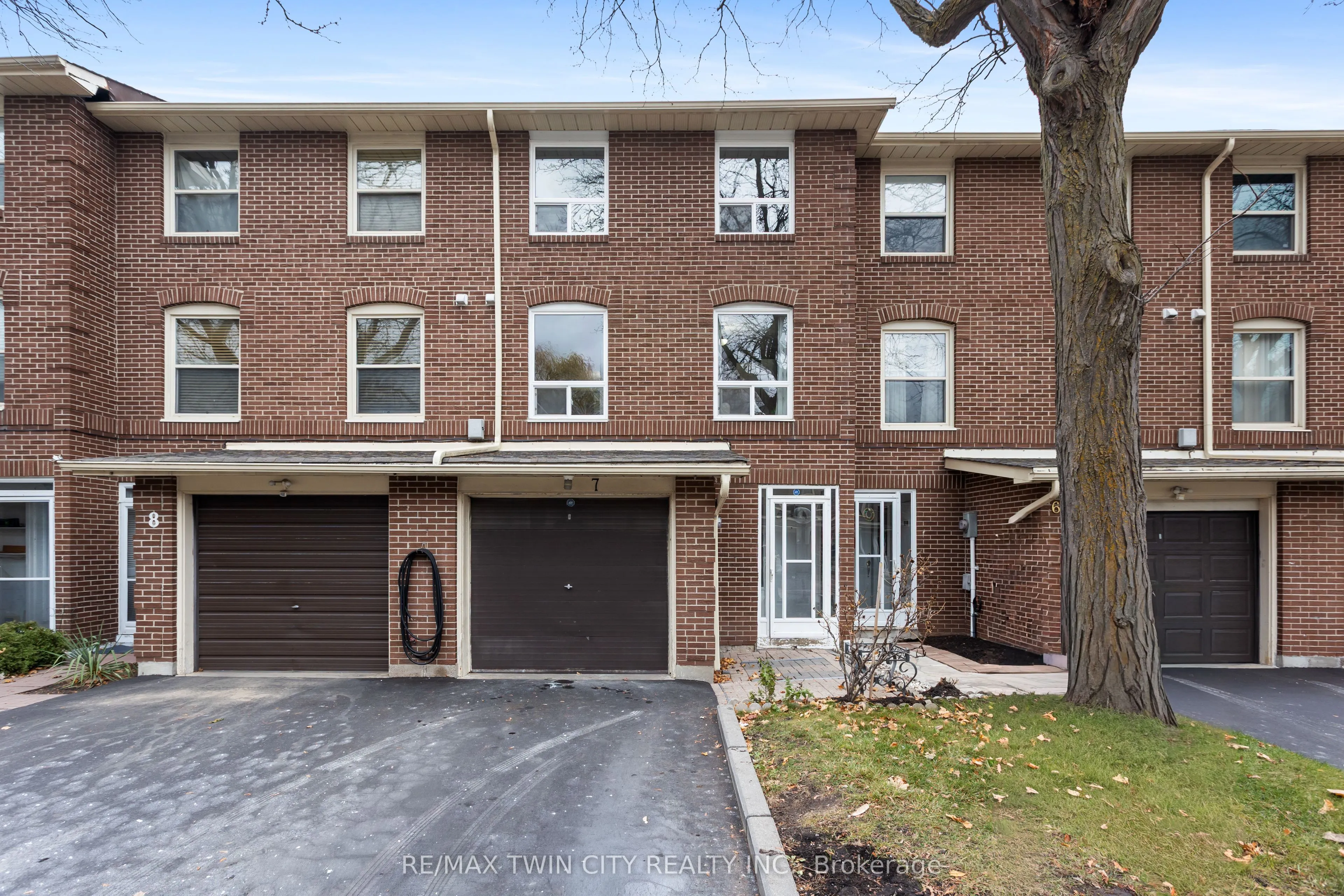 Property For Sale | W13231312