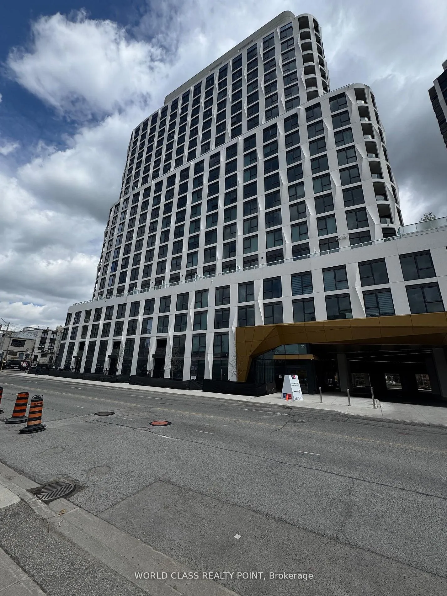 Property For Lease | W13231744