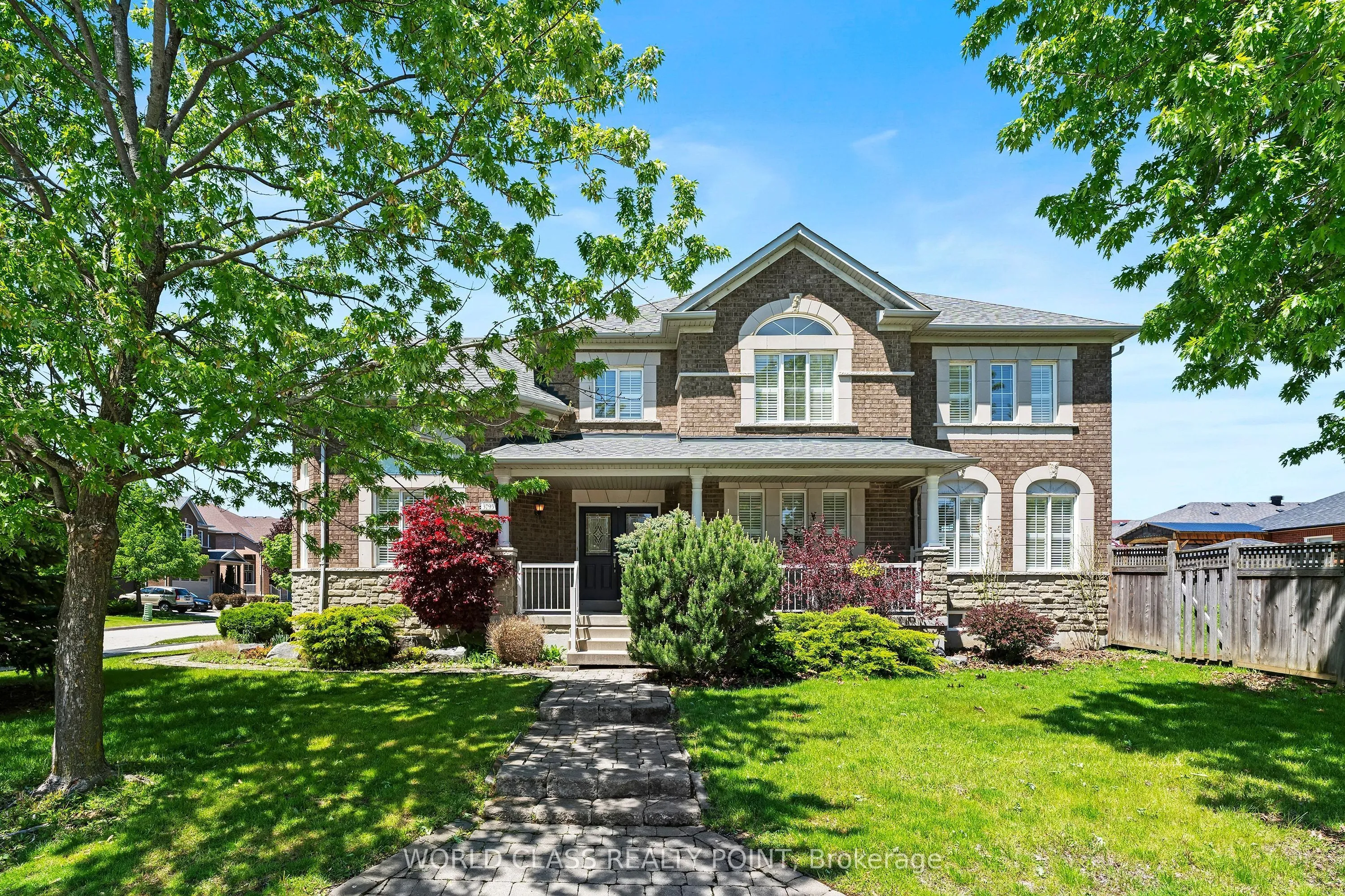 Detached Home For Sale | W13232096