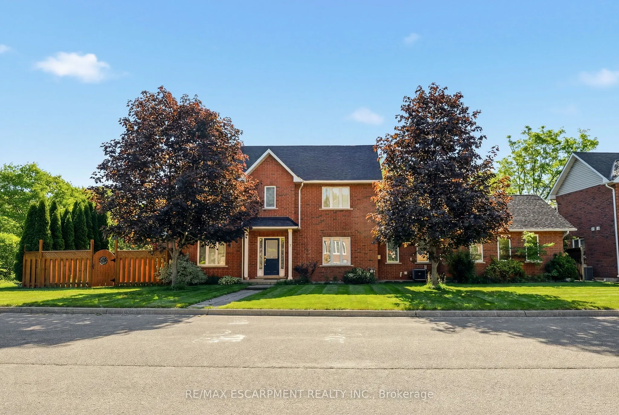 Property For Sale | W13232894