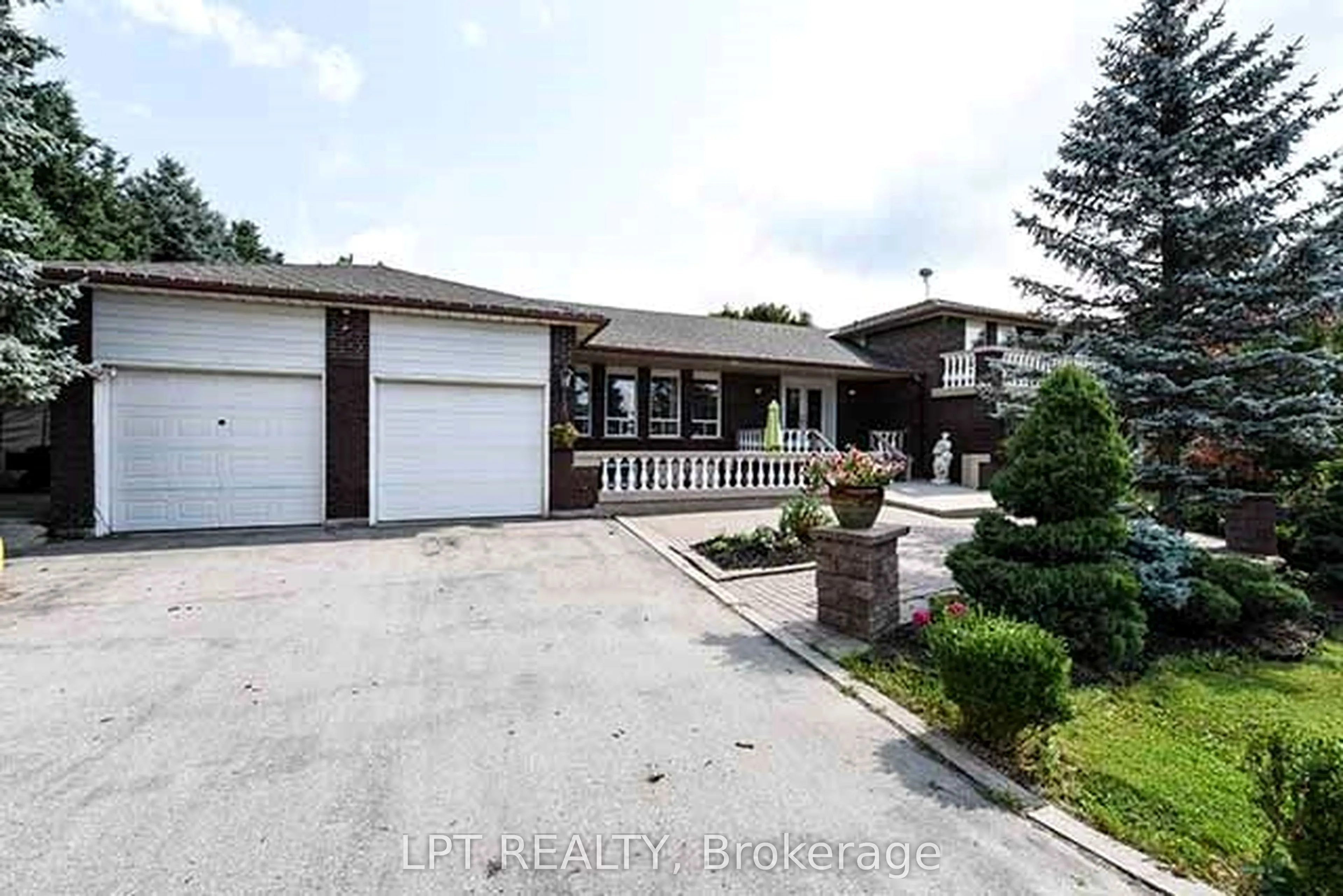 Detached Home For Sale | W13232944