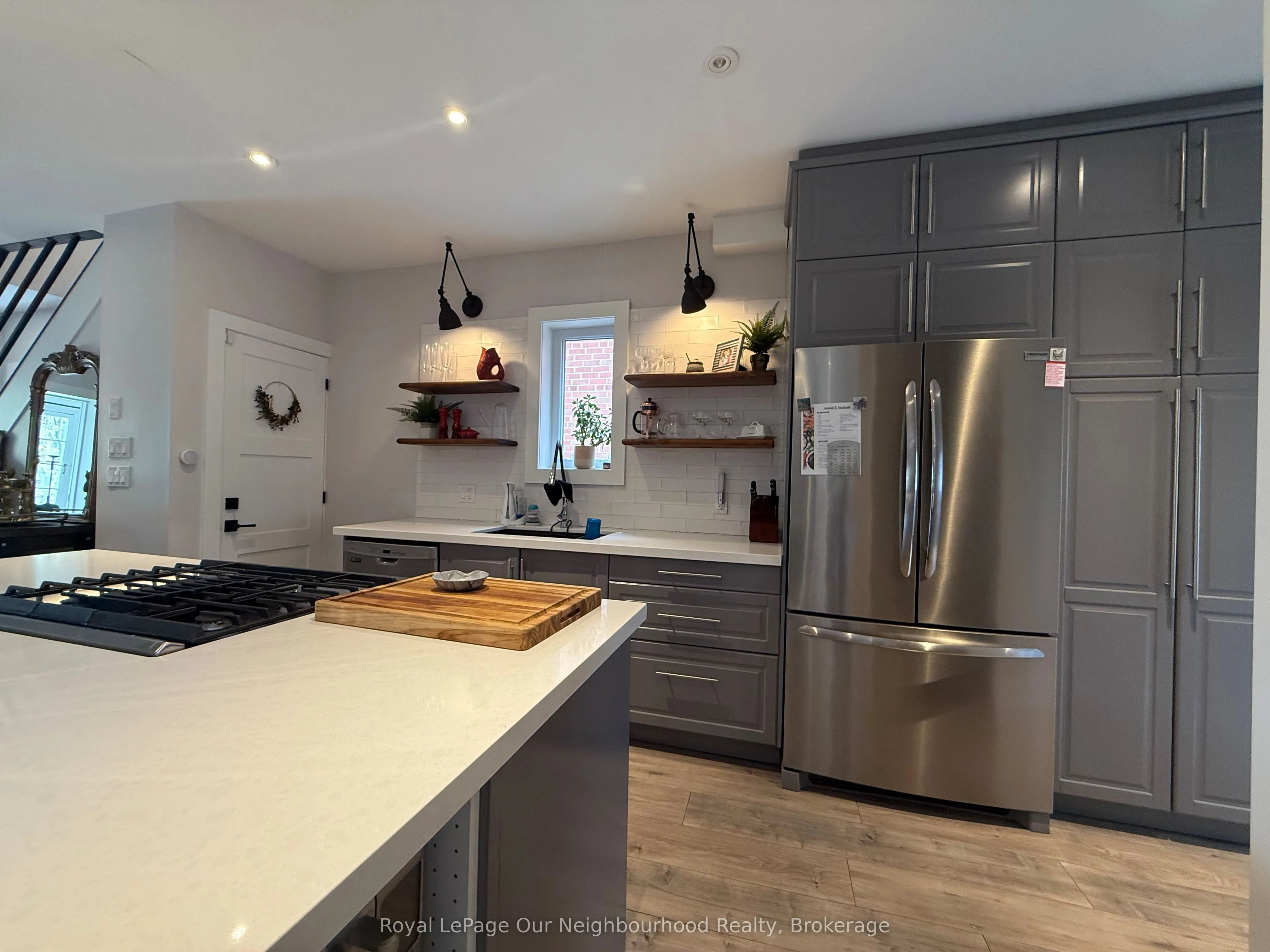 Detached Home For Lease | W13233250