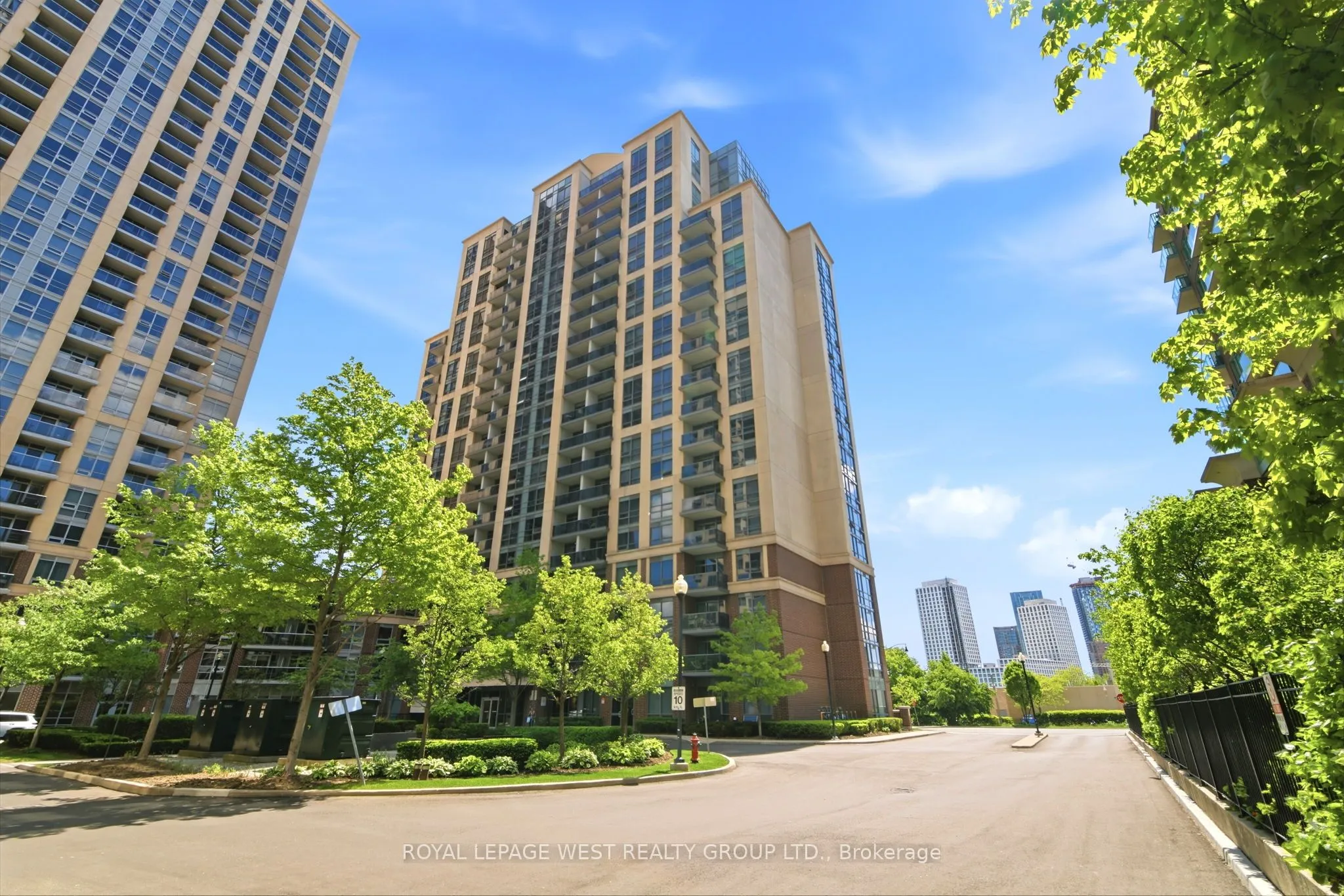 Property For Sale | W13233354