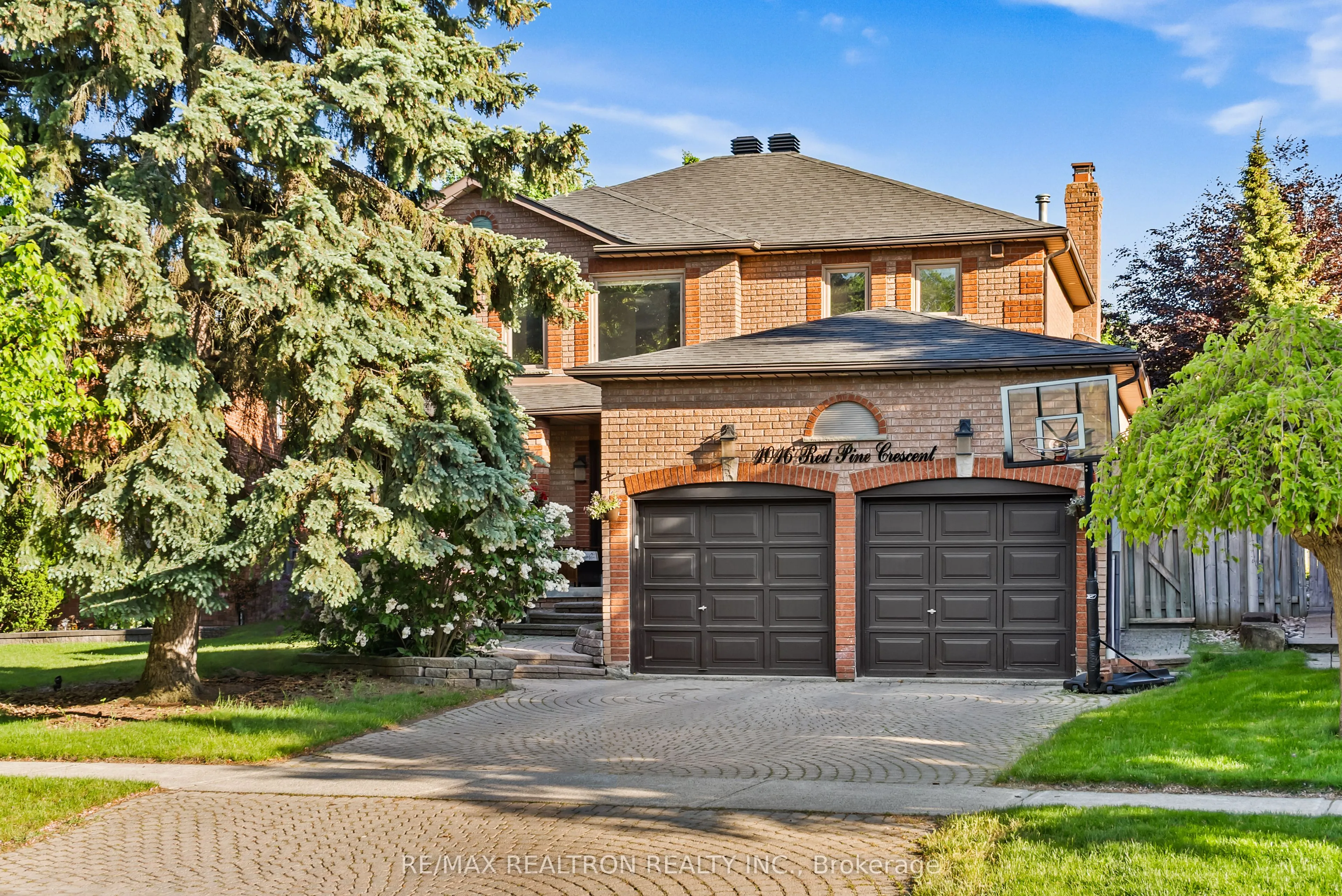 Detached Home For Sale | W13233762
