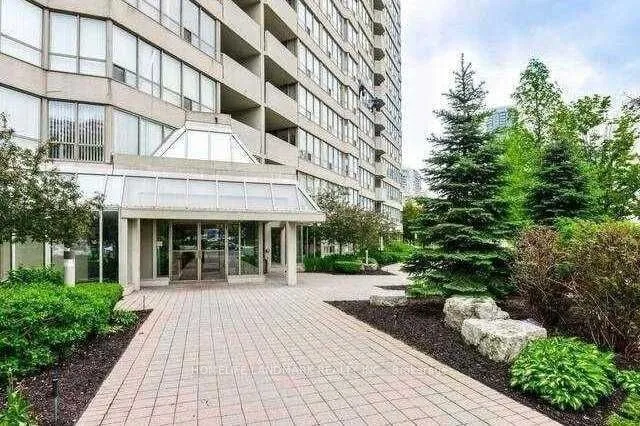 Property For Lease | W13234190