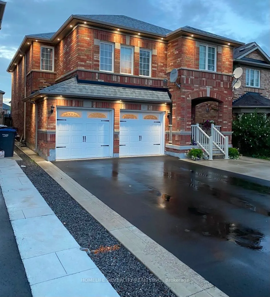 Detached Home For Lease | W13235120