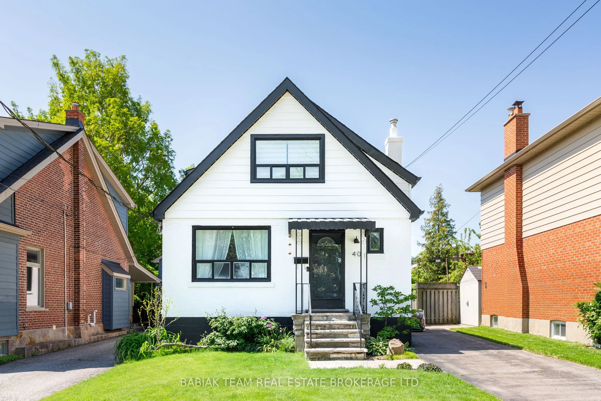 Detached Home For Lease | W13235292