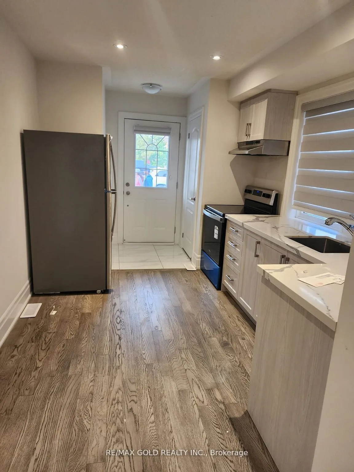 Semi-Detached Home For Lease | W13235402