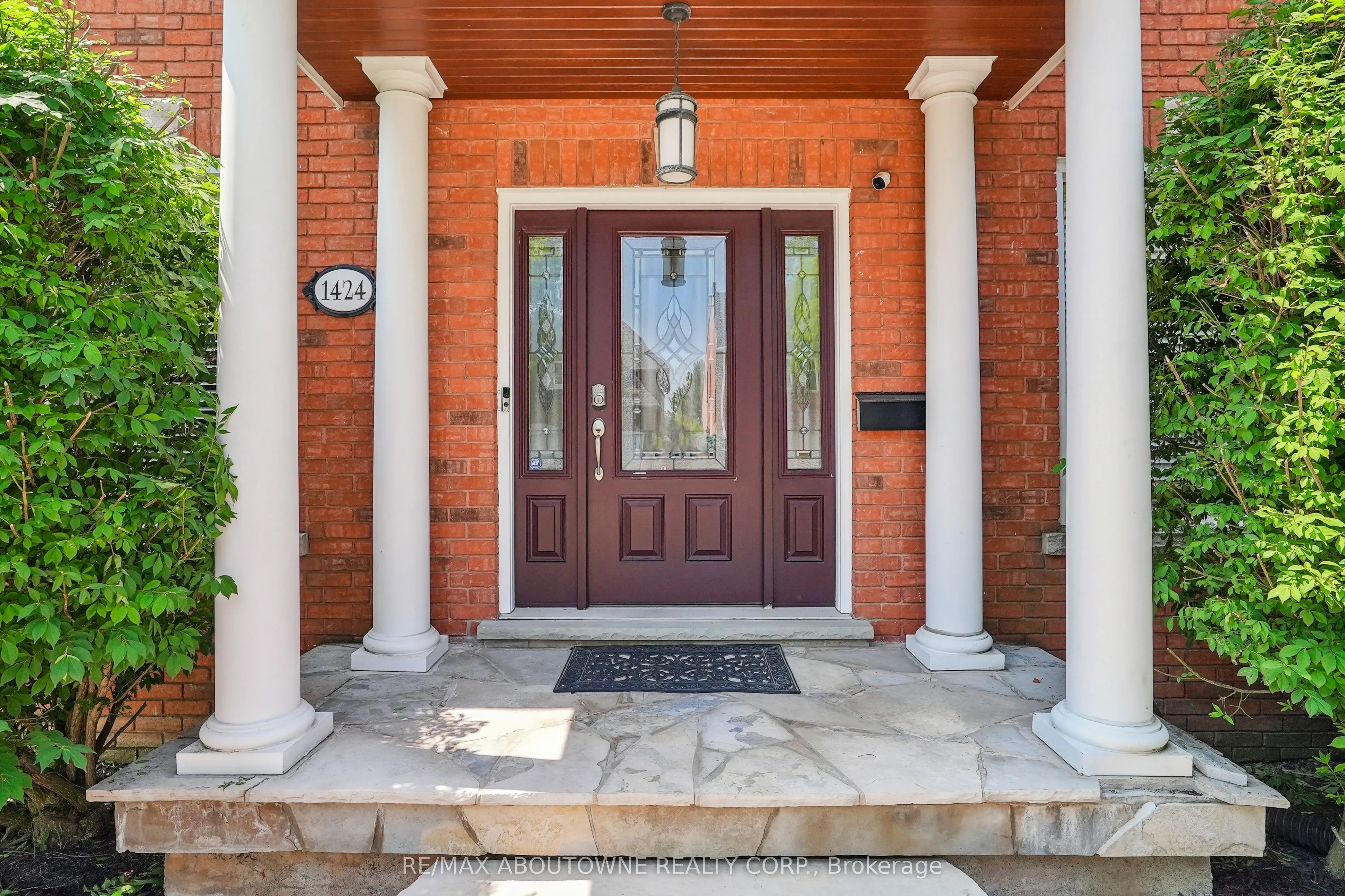 Detached Home For Sale | W13235464