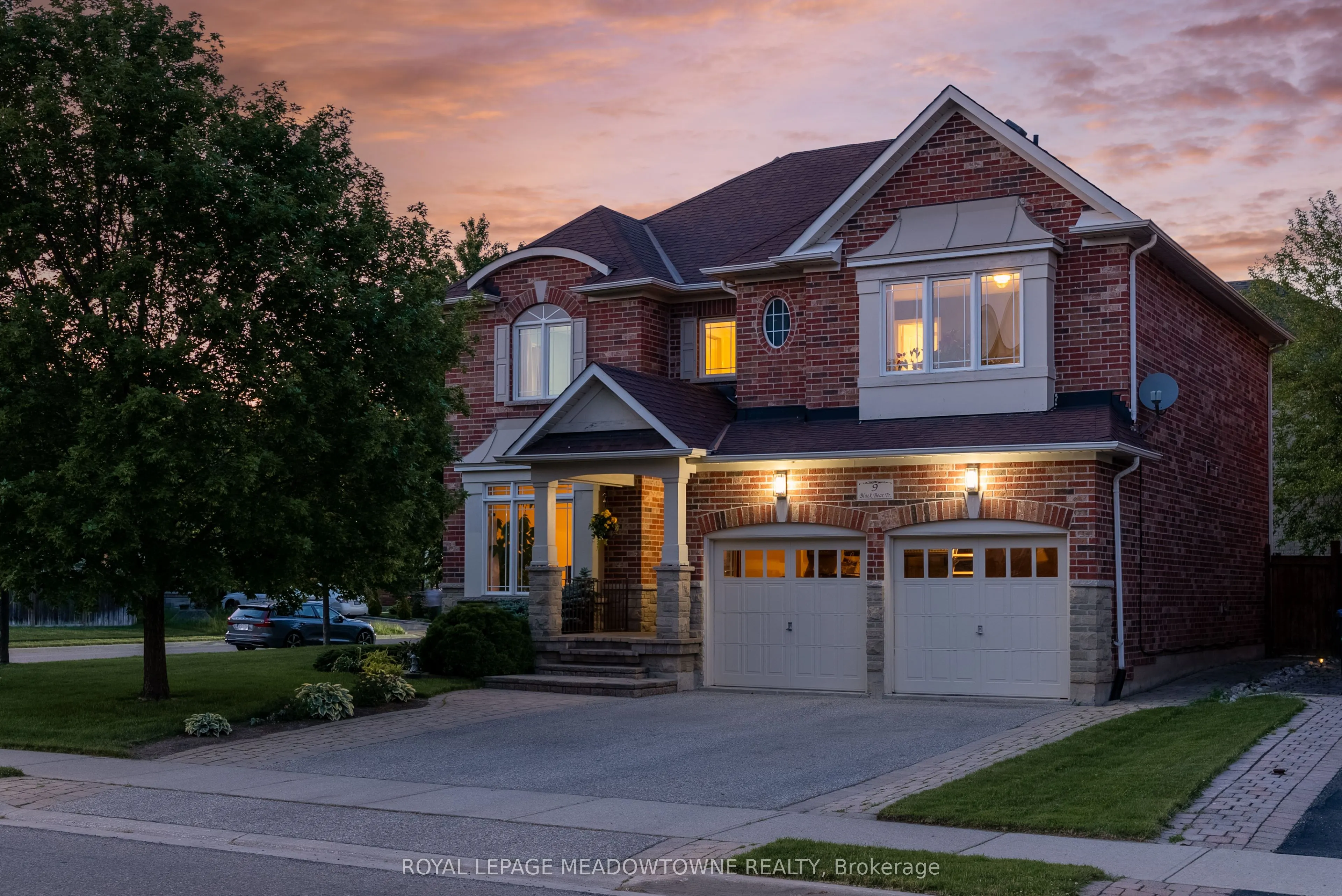 Detached Home For Sale | W13235958